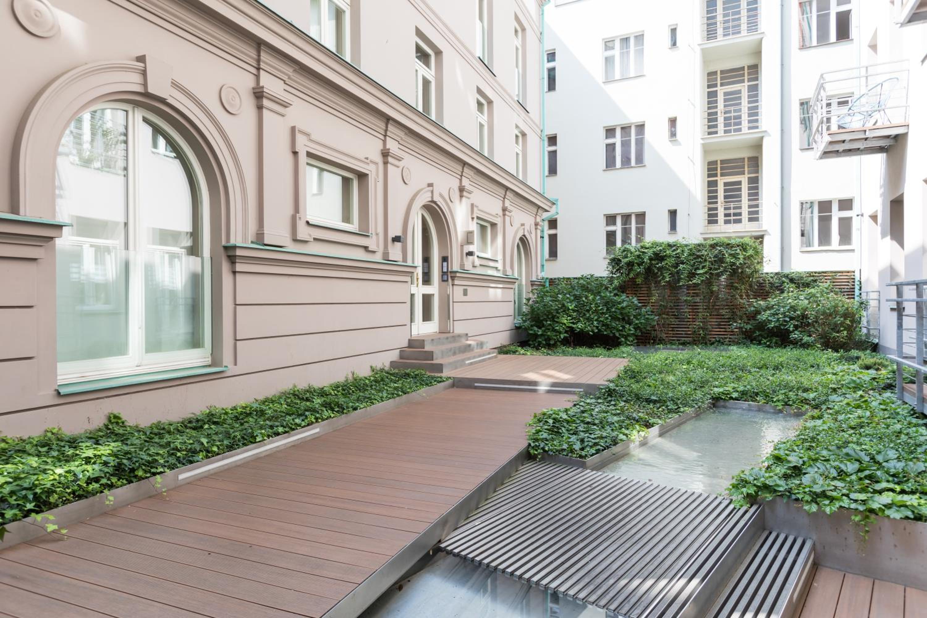 Royal Residence Apartments in the Heart of Prague