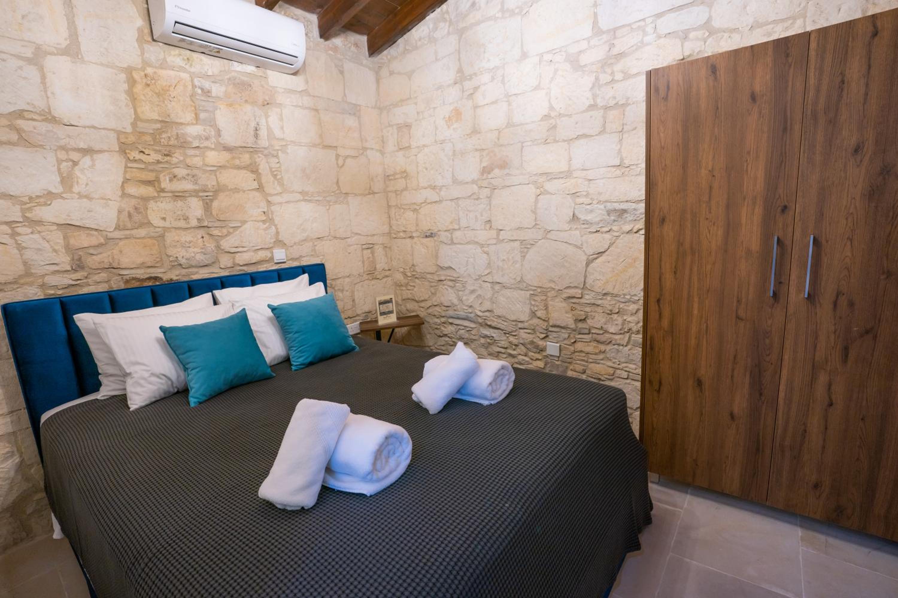 Eidyllio Luxury Suites Omodos