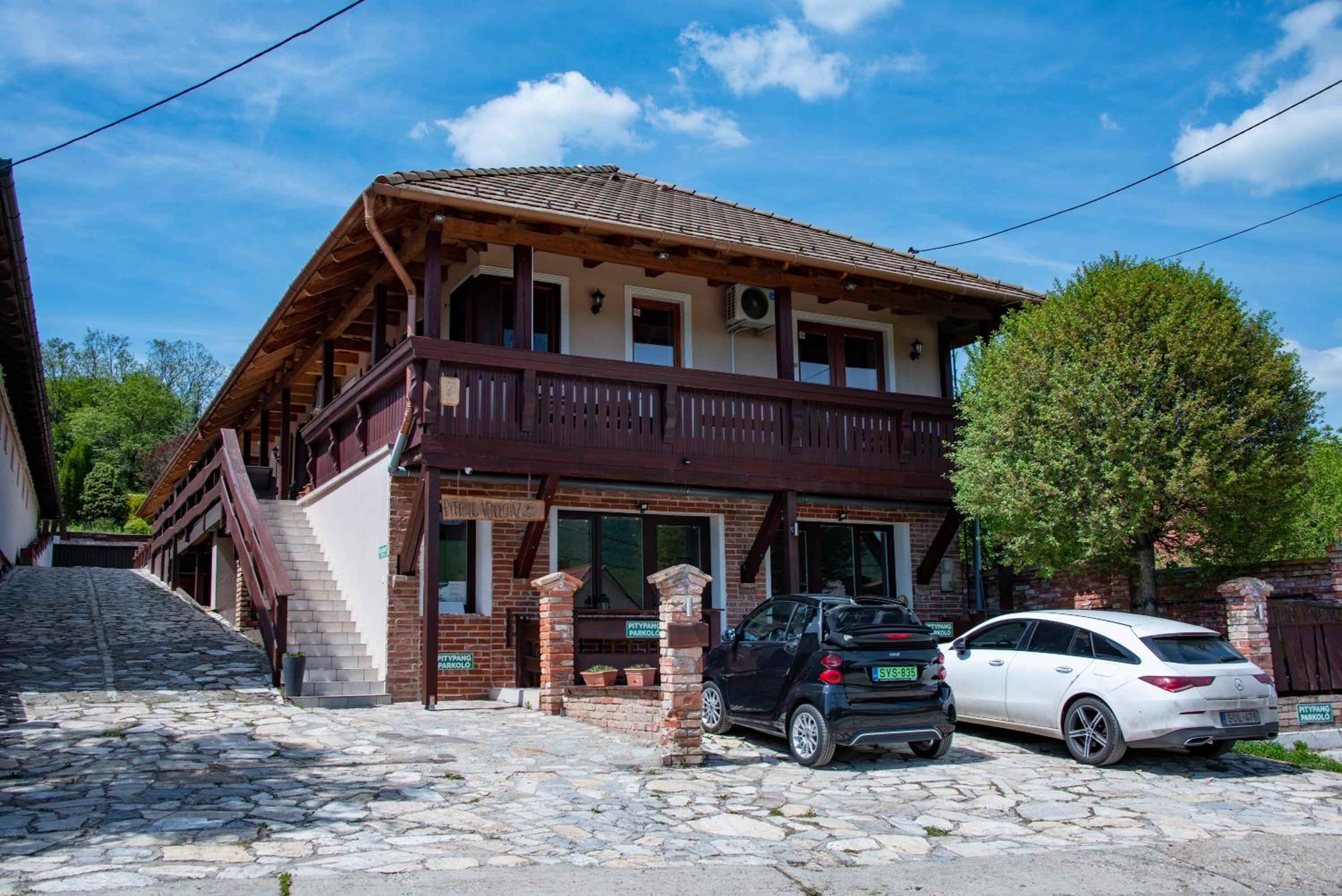 Pitypang Apartman Felsőtárkány view 3