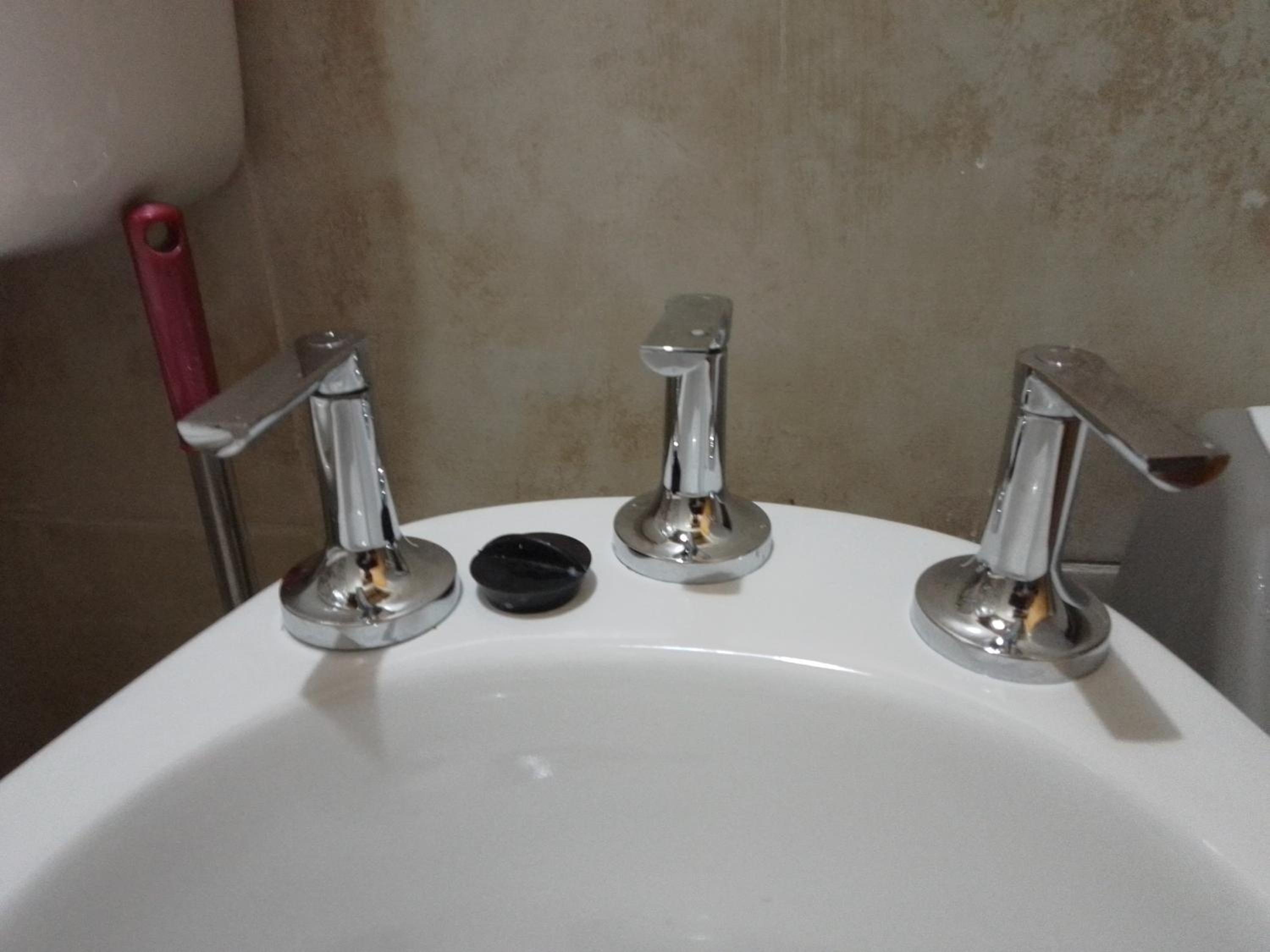 VC3 Habitación amplia con baño privado - sin aire acondicionado con ventiladores - Serena Alojamientos