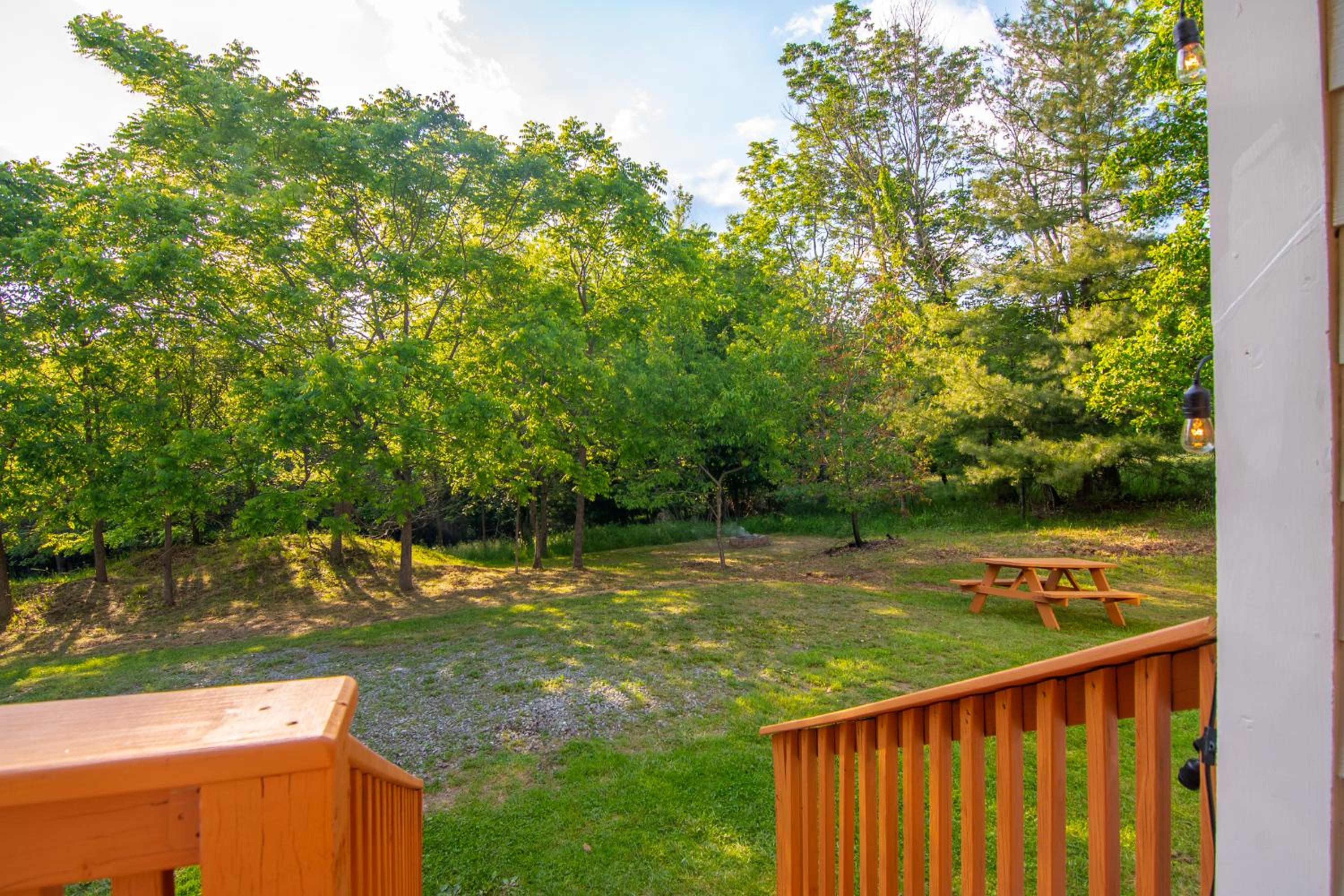 Newly remodeled luxury cottage with mountain views view 4