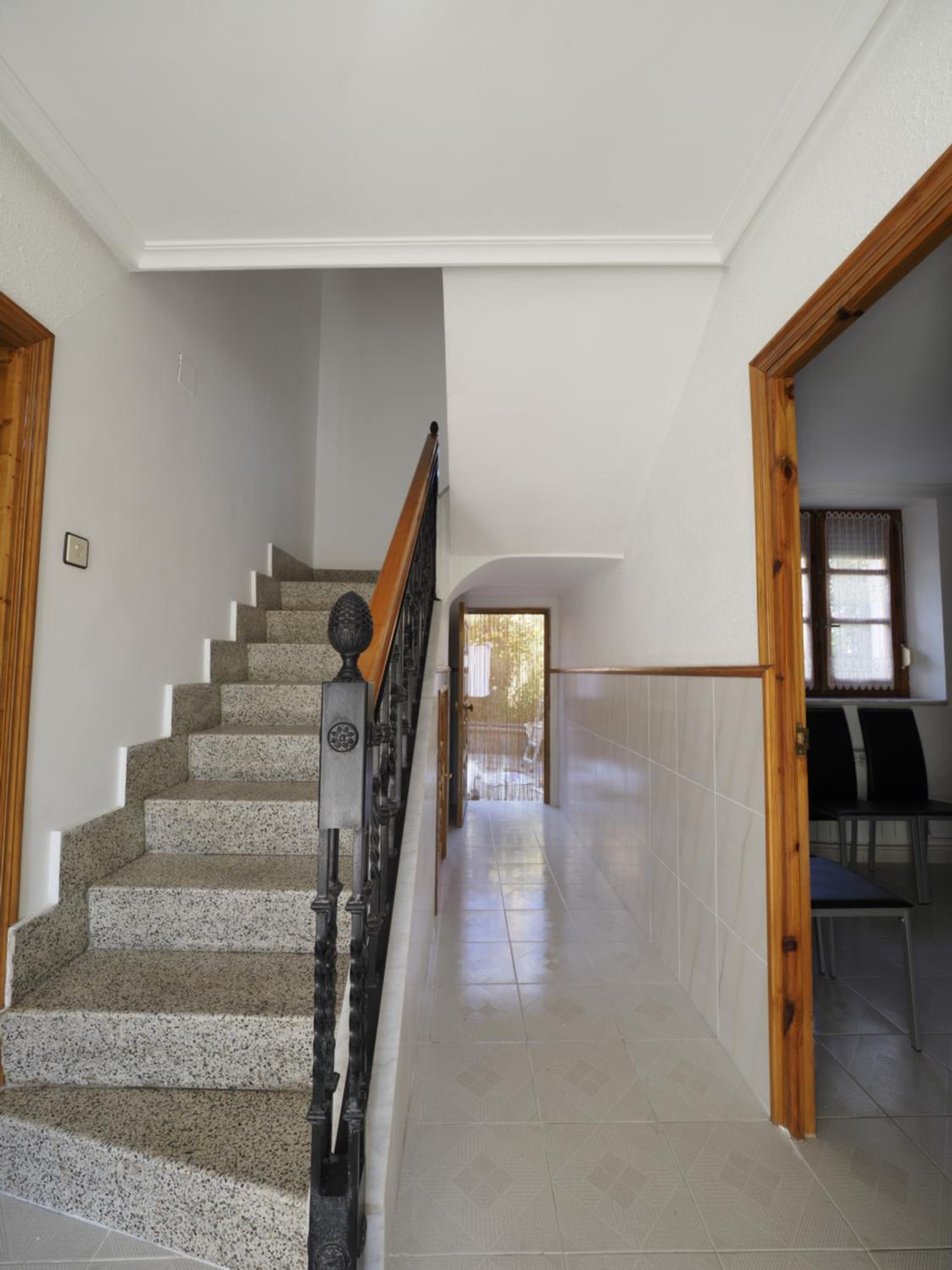 CASA PURI - ACOGEDORA CASA CON PARKING y PATIO INTERIOR photo 5