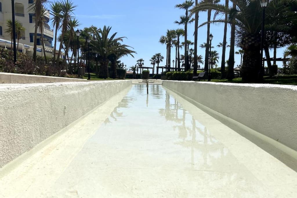 Sabinillas Beachside & Summer Pool 3BR