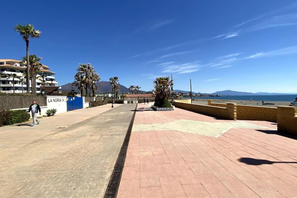 Sabinillas Beachside & Summer Pool 3BR