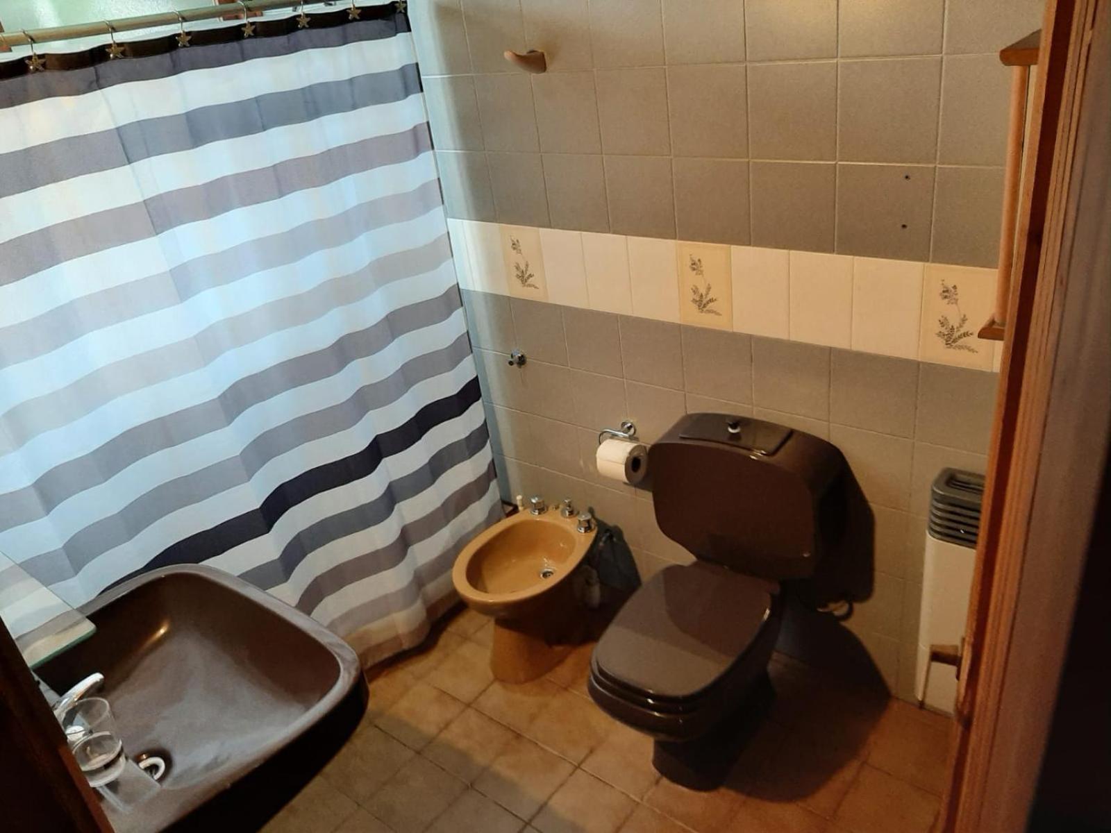 Hermosa Cabaña a metros del Lago