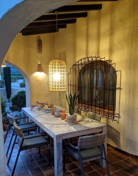 El Sarchal Bohemian holiday home with pool in Moraira