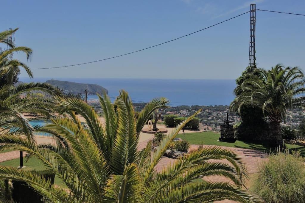 El Sarchal Bohemian holiday home with pool in Moraira