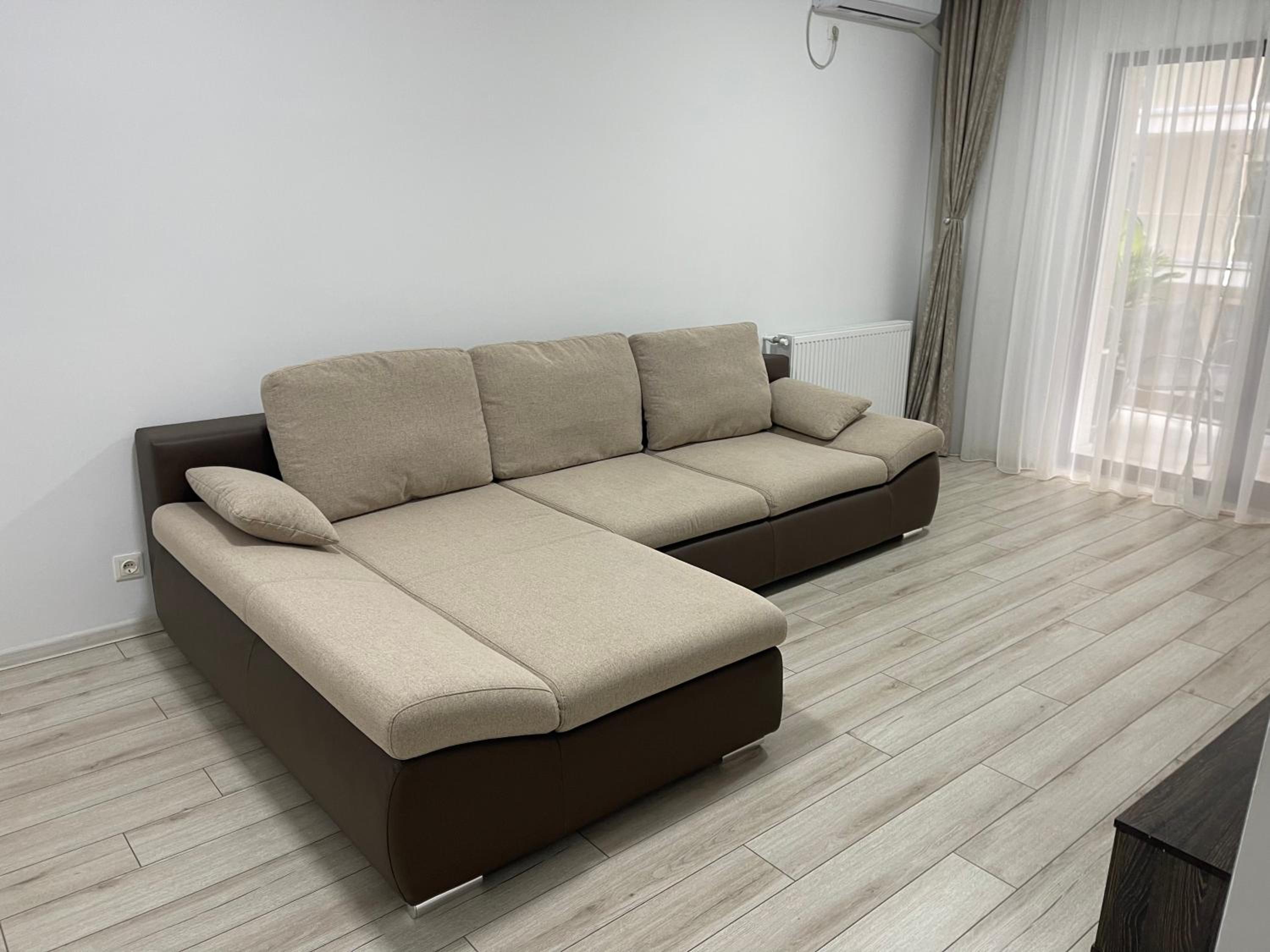 Moghioros Park Residence Apartment
