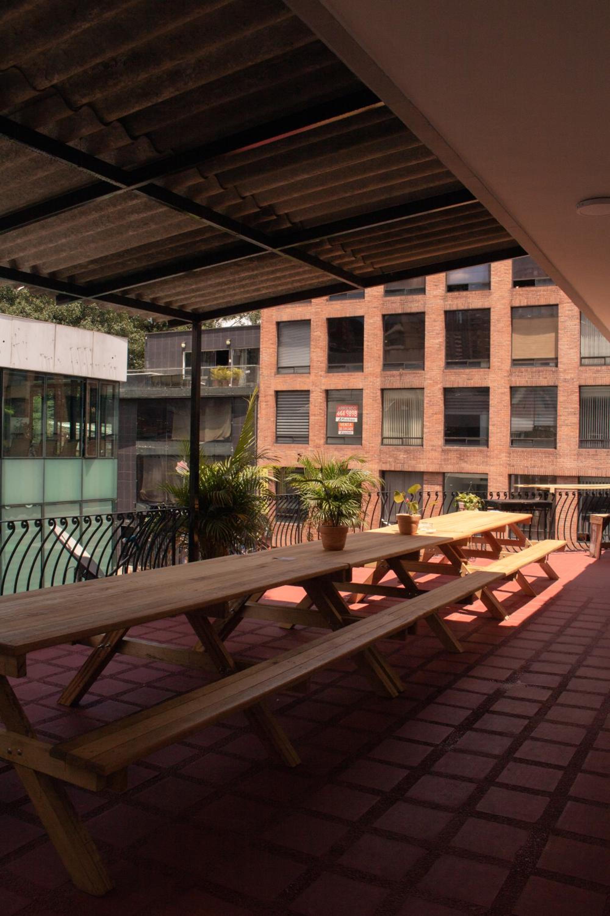 La Familia Hostel - Parque Poblado