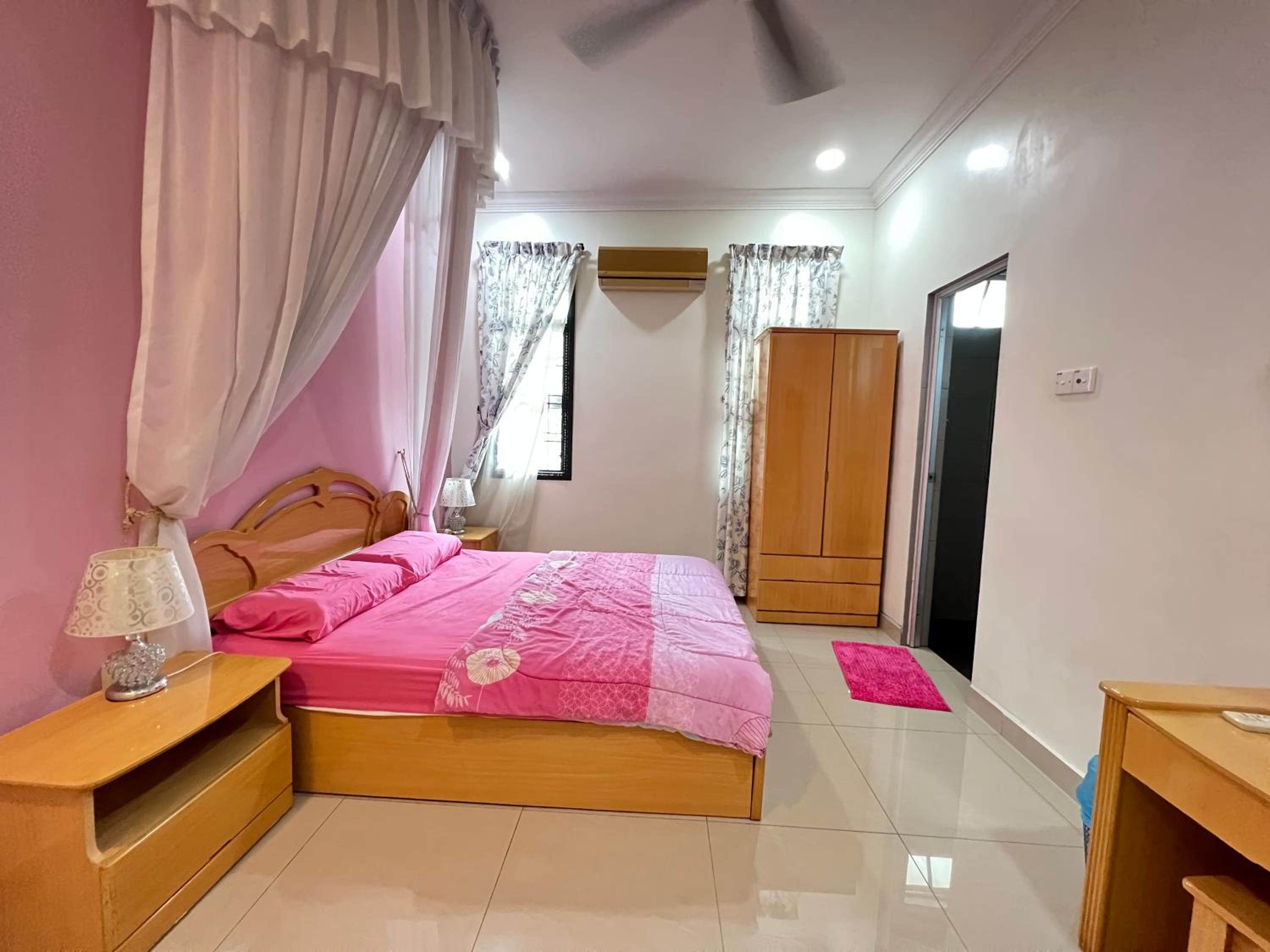Jiaxin Homestay - Desa Terbau 家馨民宿