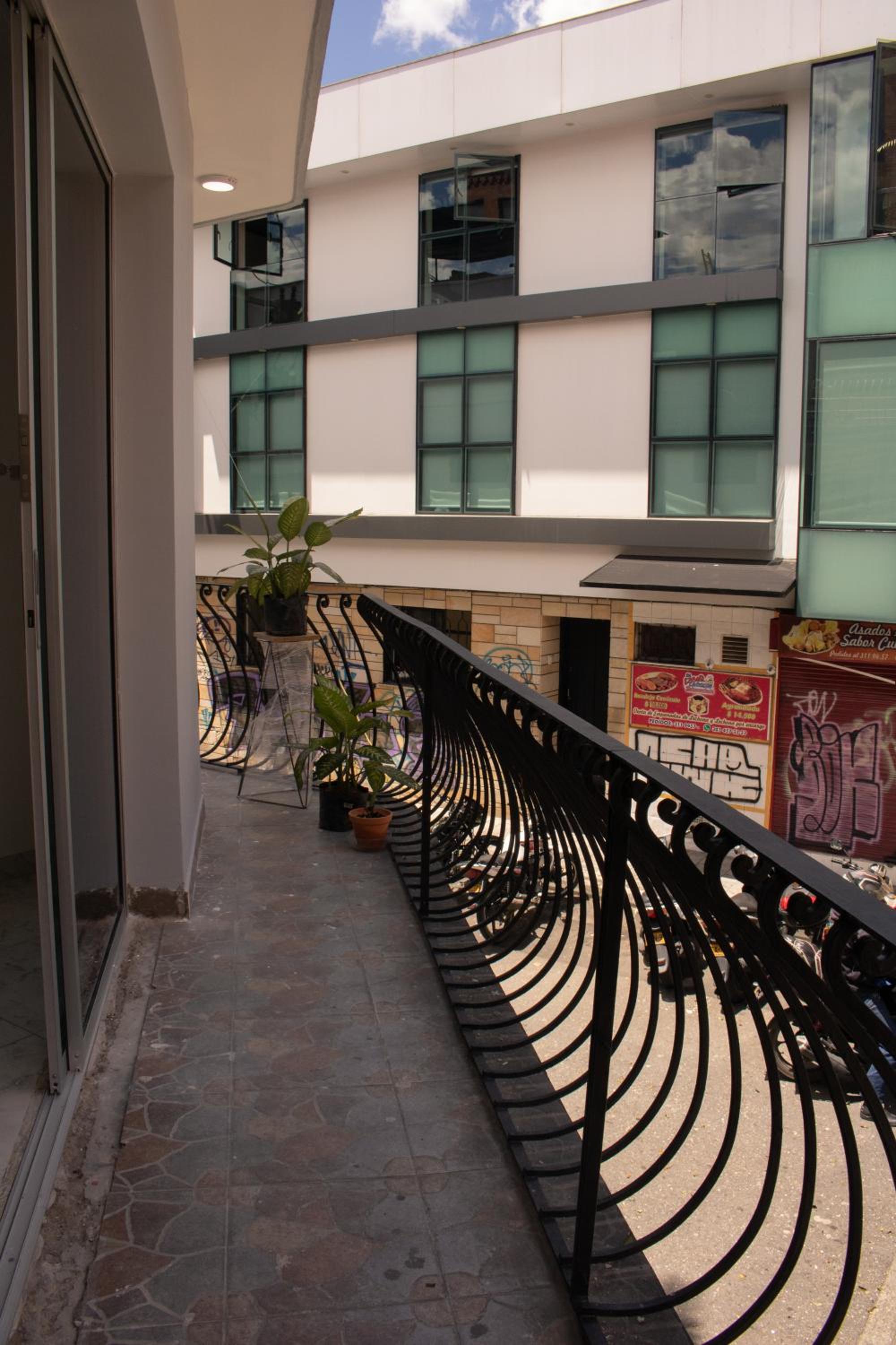 La Familia Hostel - Parque Poblado