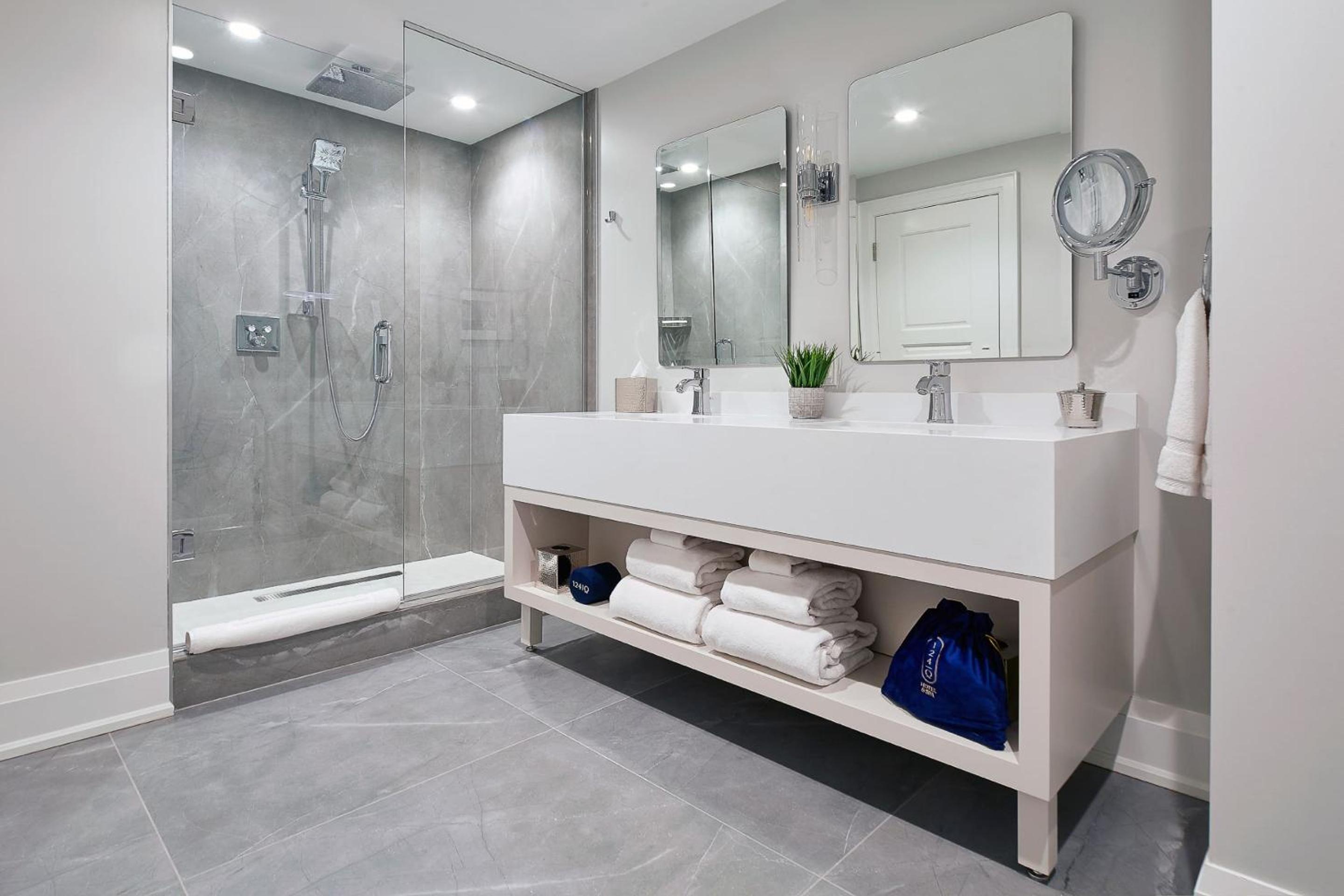 124 on Queen Hotel  Spa - Property Image 120