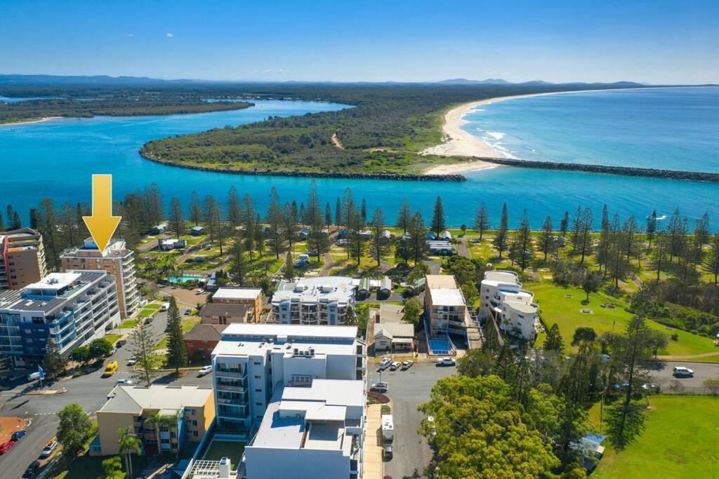 Tasman Towers Penthouse Apt 21
