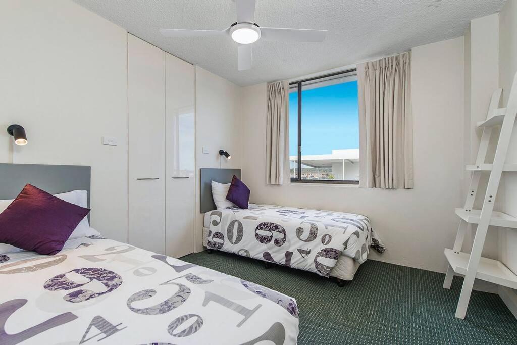Tasman Towers Penthouse Apt 21