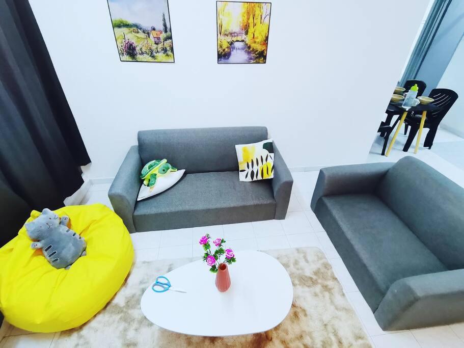 Cozy Modern 3 Bedroom Apartment in georgetown Free Wifi photo 1