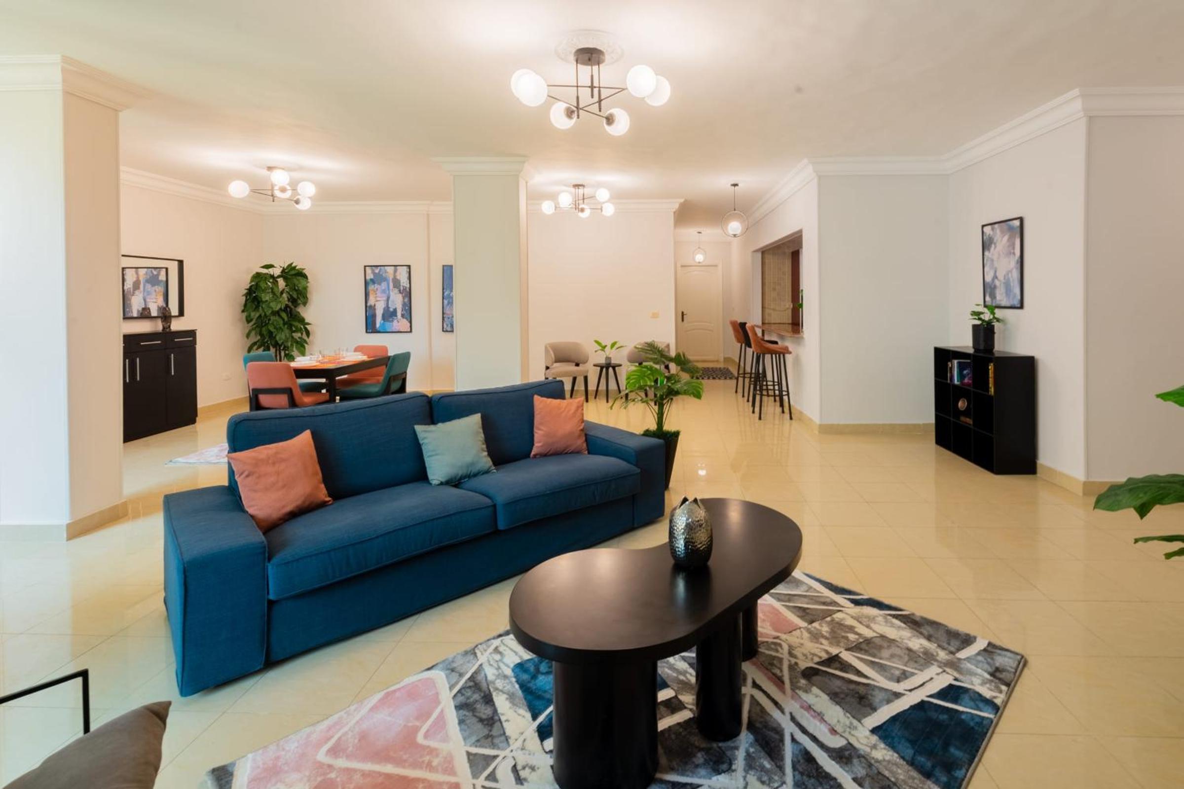 Distinct & Decent 2 BDR Apt Steps From Nightlife and Airport