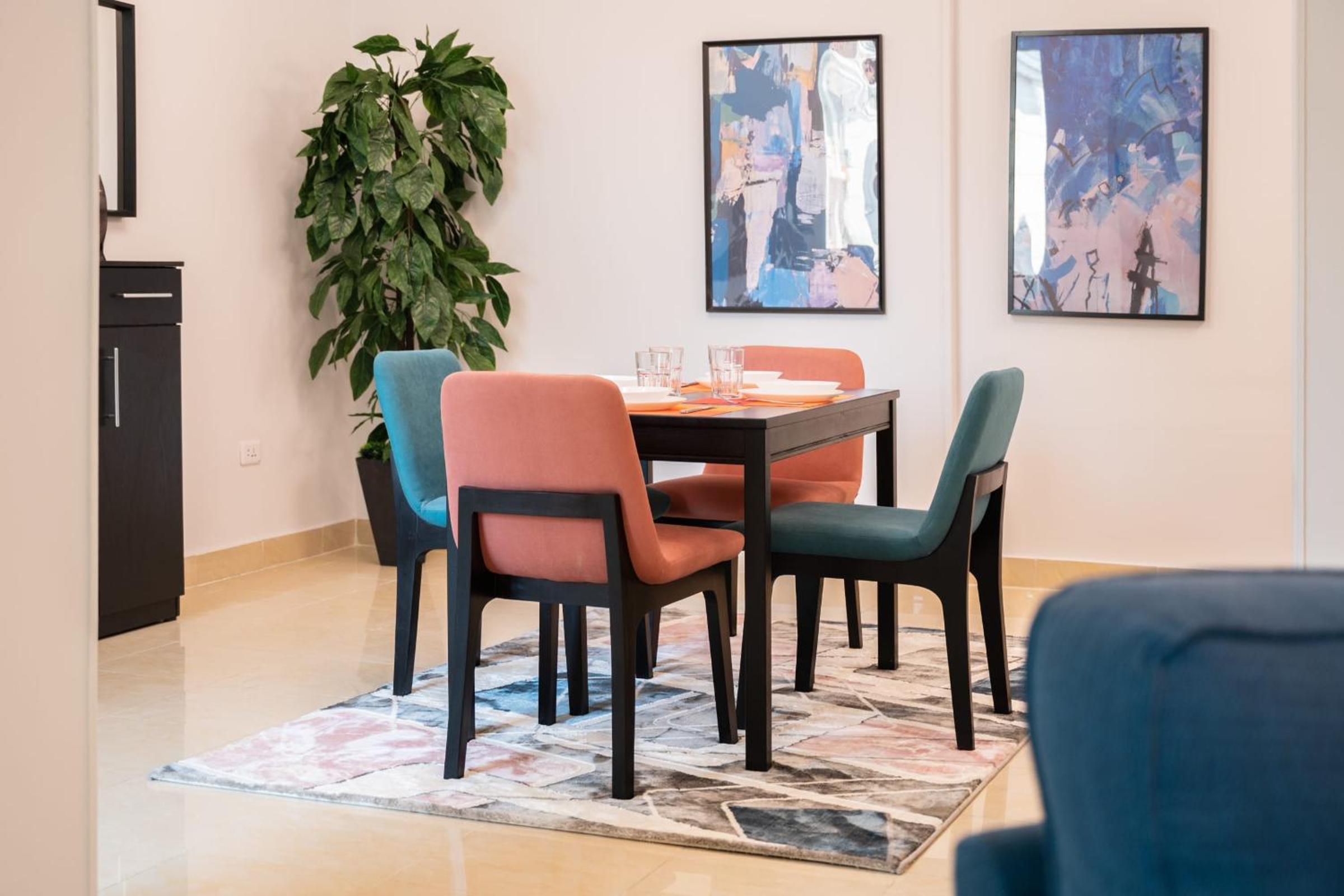 Distinct & Decent 2 BDR Apt Steps From Nightlife and Airport