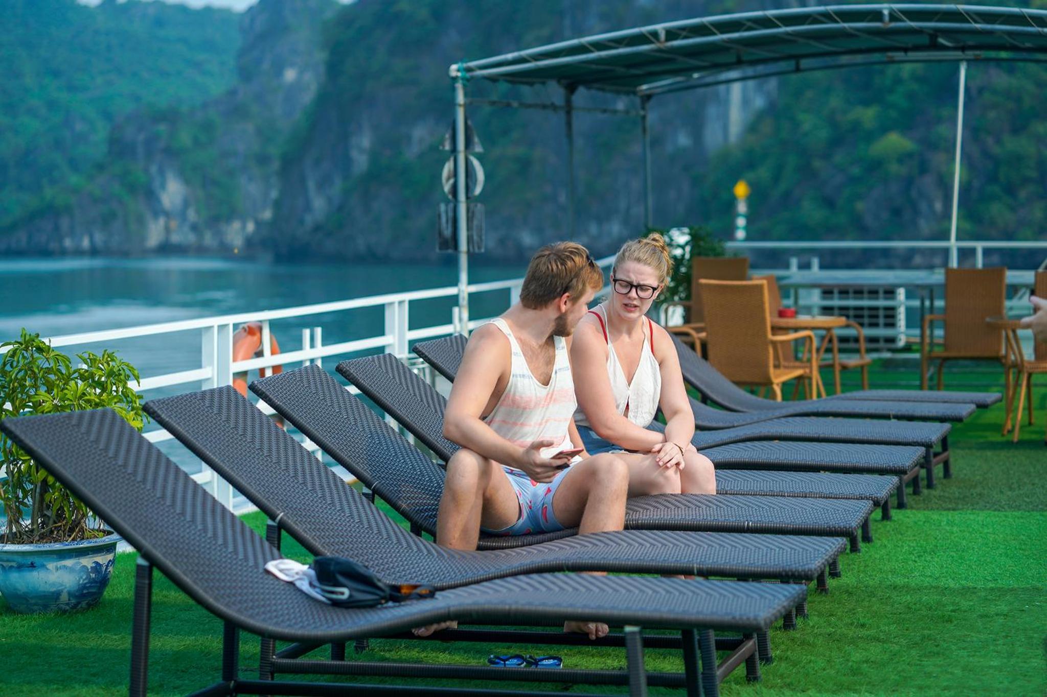 Halong Fantasea Cruise view 2