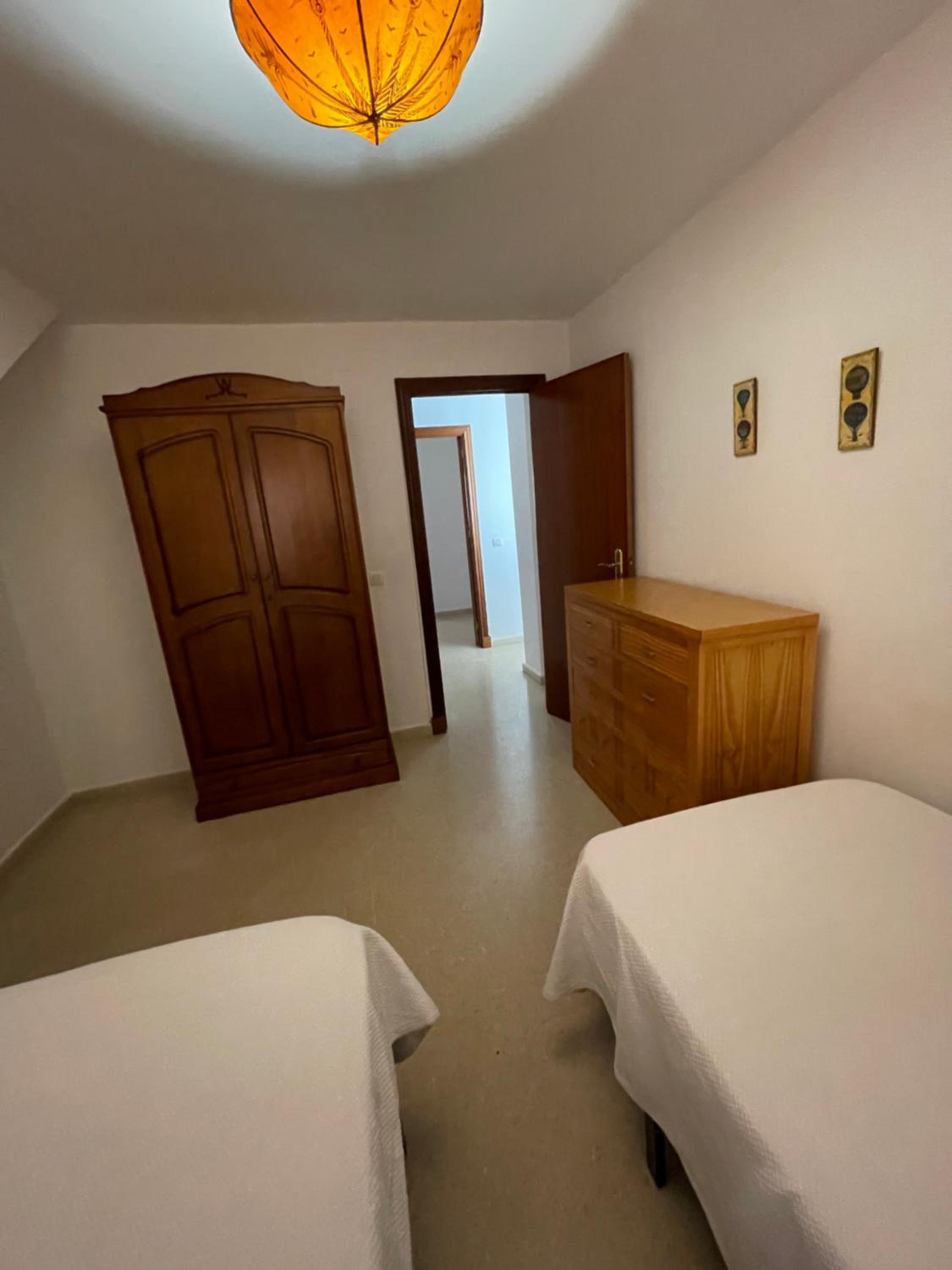 APARTAMENTO 2 DORM a 30 mts de la Playa en TARIFA- GARAJE y WIFI GRATIS view 4