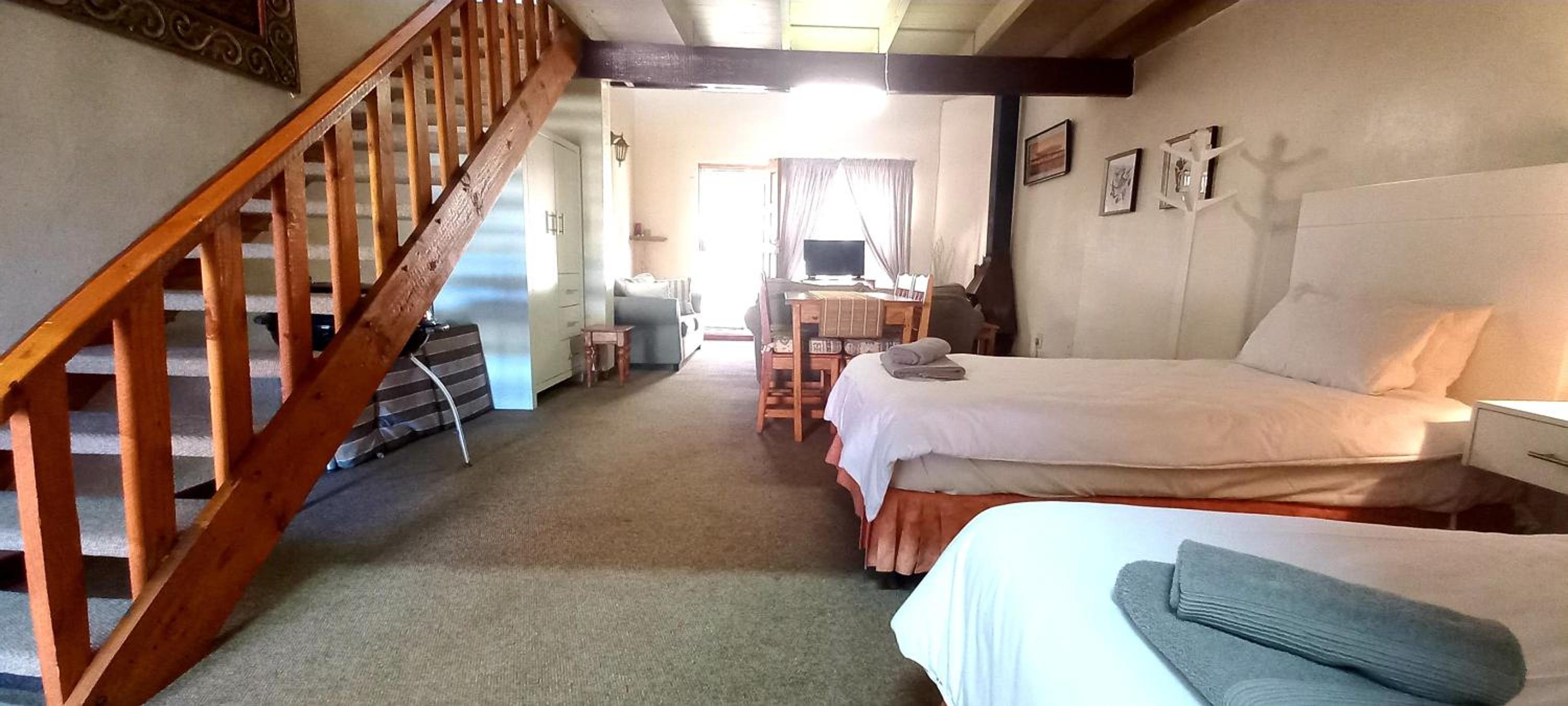 Villa Moria Memoir Cottage view 4