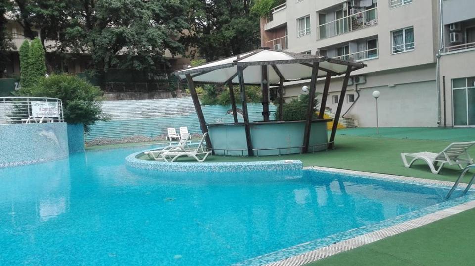 1 room in Nikea Park apartaments view 4