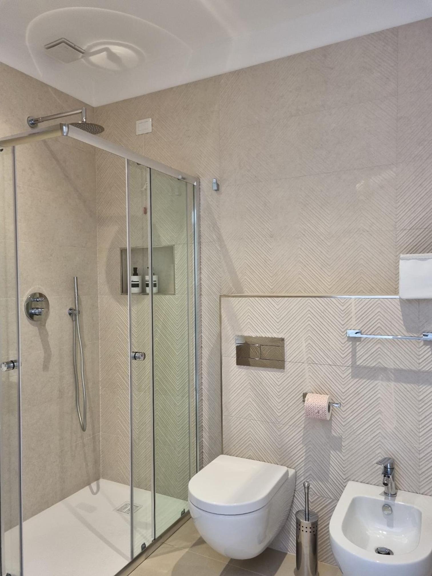 Marea Retreat Rooms