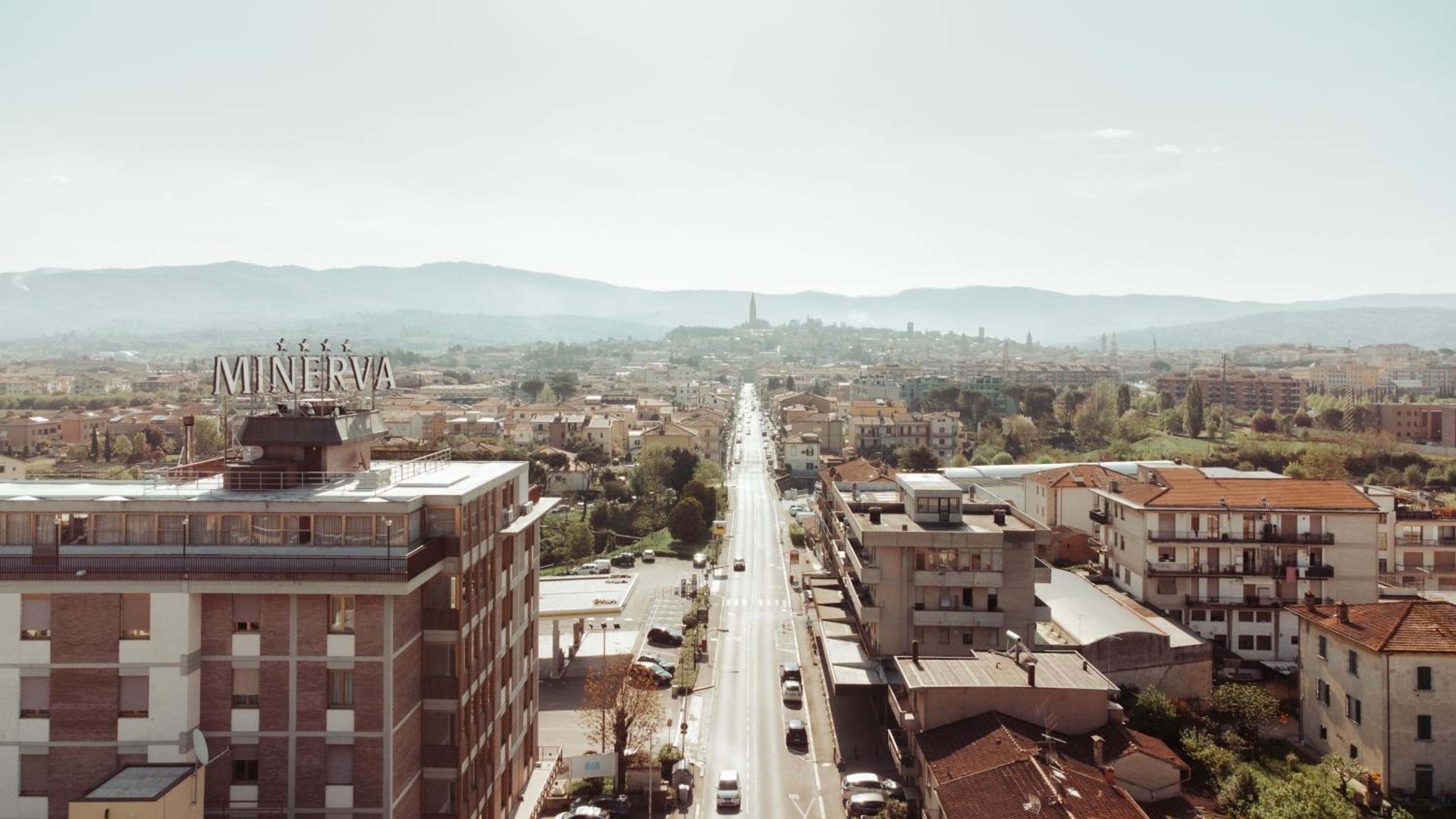 Hotel Minerva - Image 1