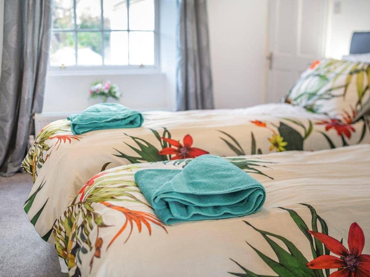 Lovely Heather House 1 King 1 double 4 single beds view 4