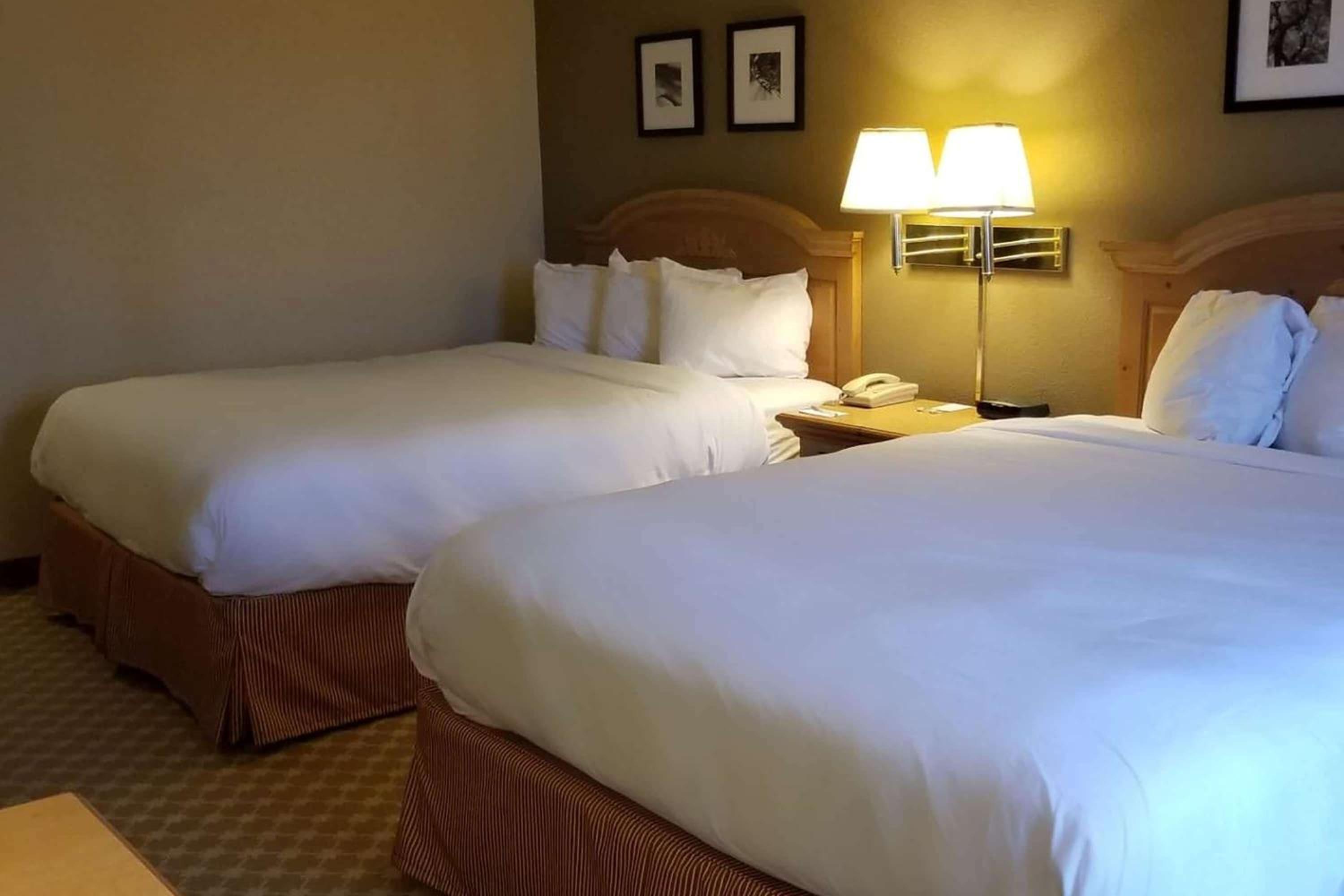 Galesburg Vacations - AmericInn by Wyndham, Galesburg, IL - Property Image 23