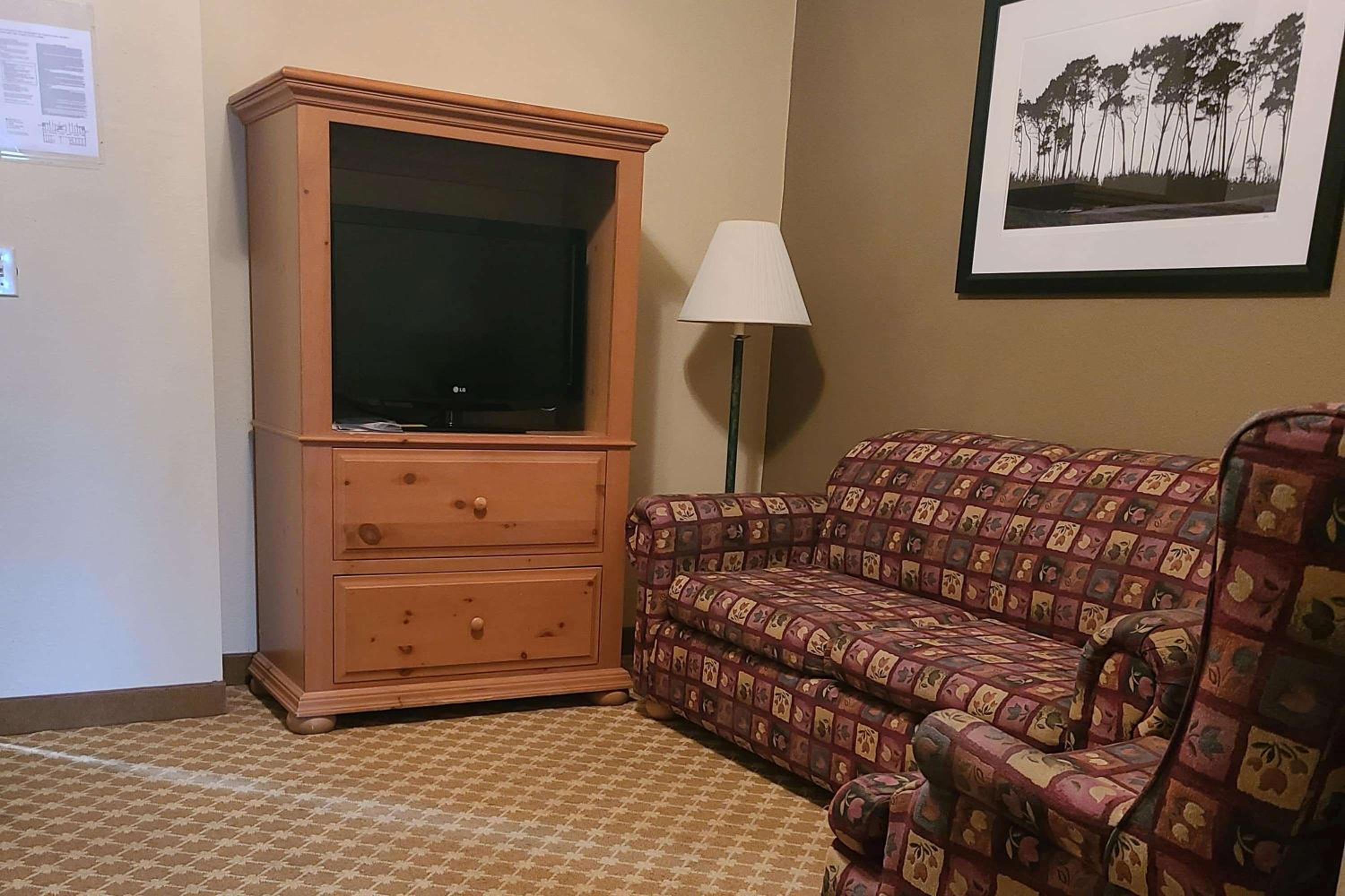 Galesburg Vacations - AmericInn by Wyndham, Galesburg, IL - Property Image 24