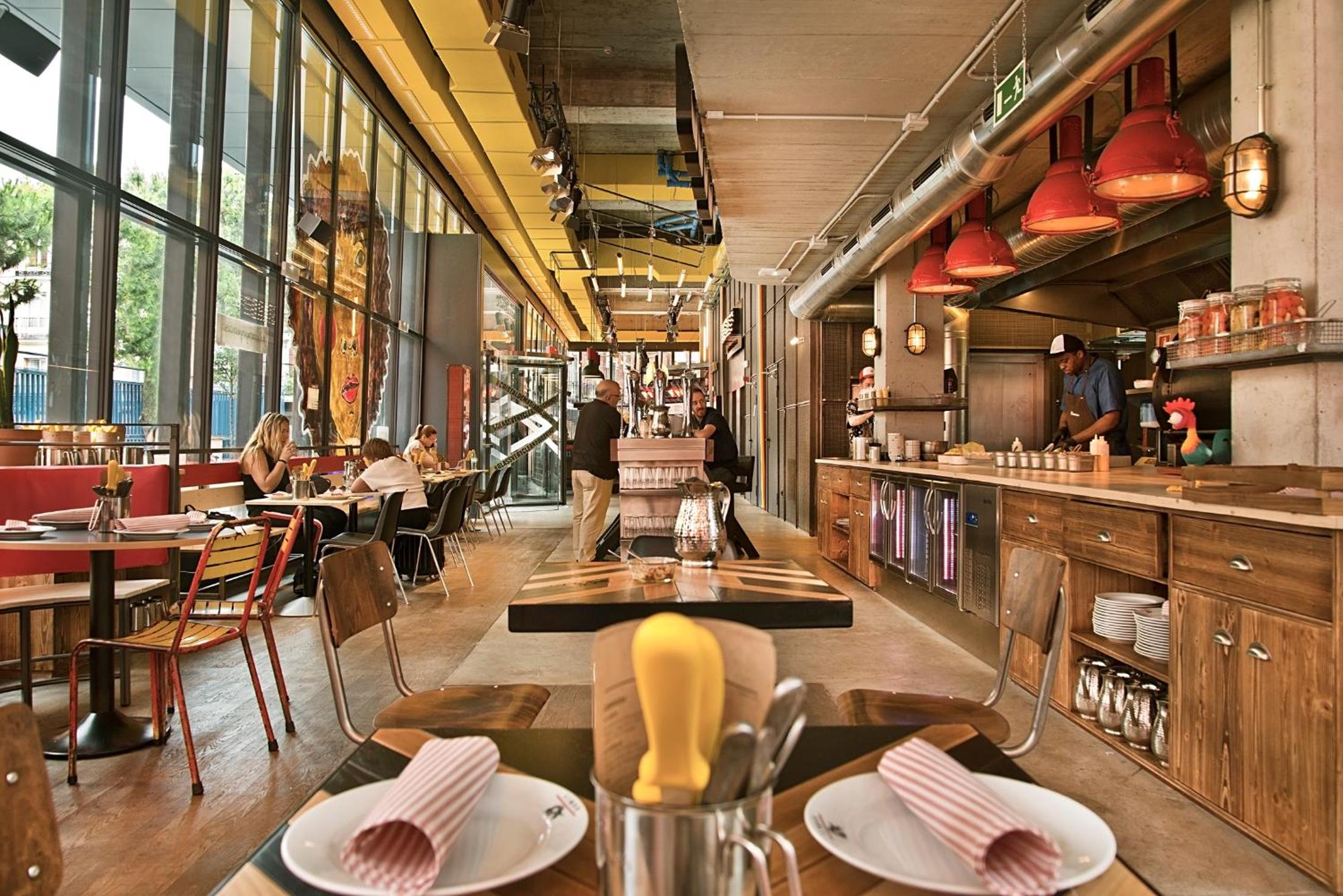 dining