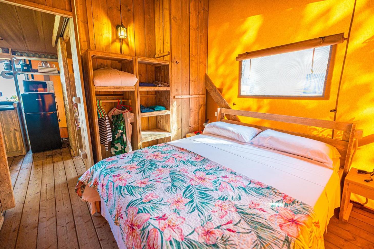 Photo 75