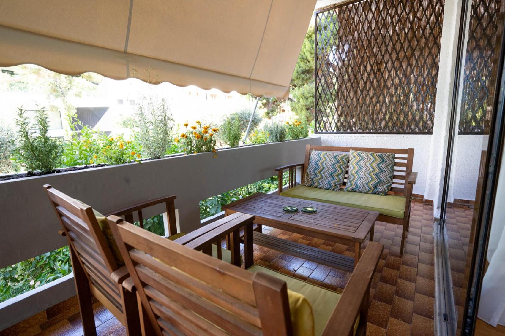 Hotel AthensBlues Glyfada Premium - Image 1