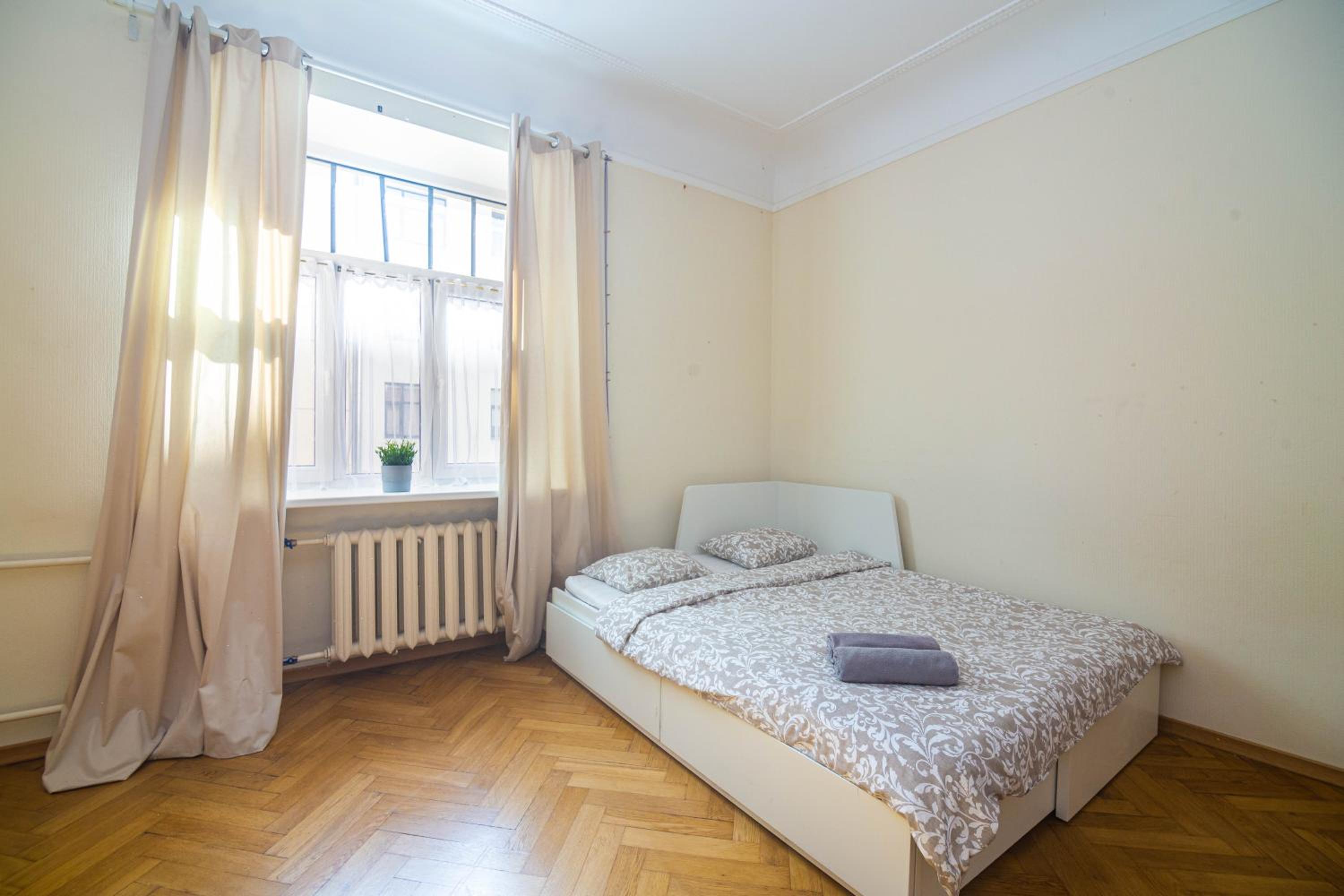 Cozy three-room flat in the very center of Riga view 2