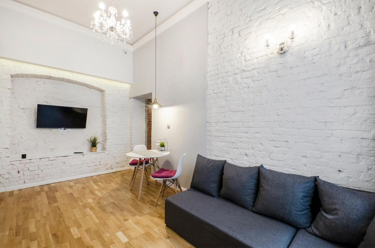 Standard apartment on 6 Sierpnia view 3