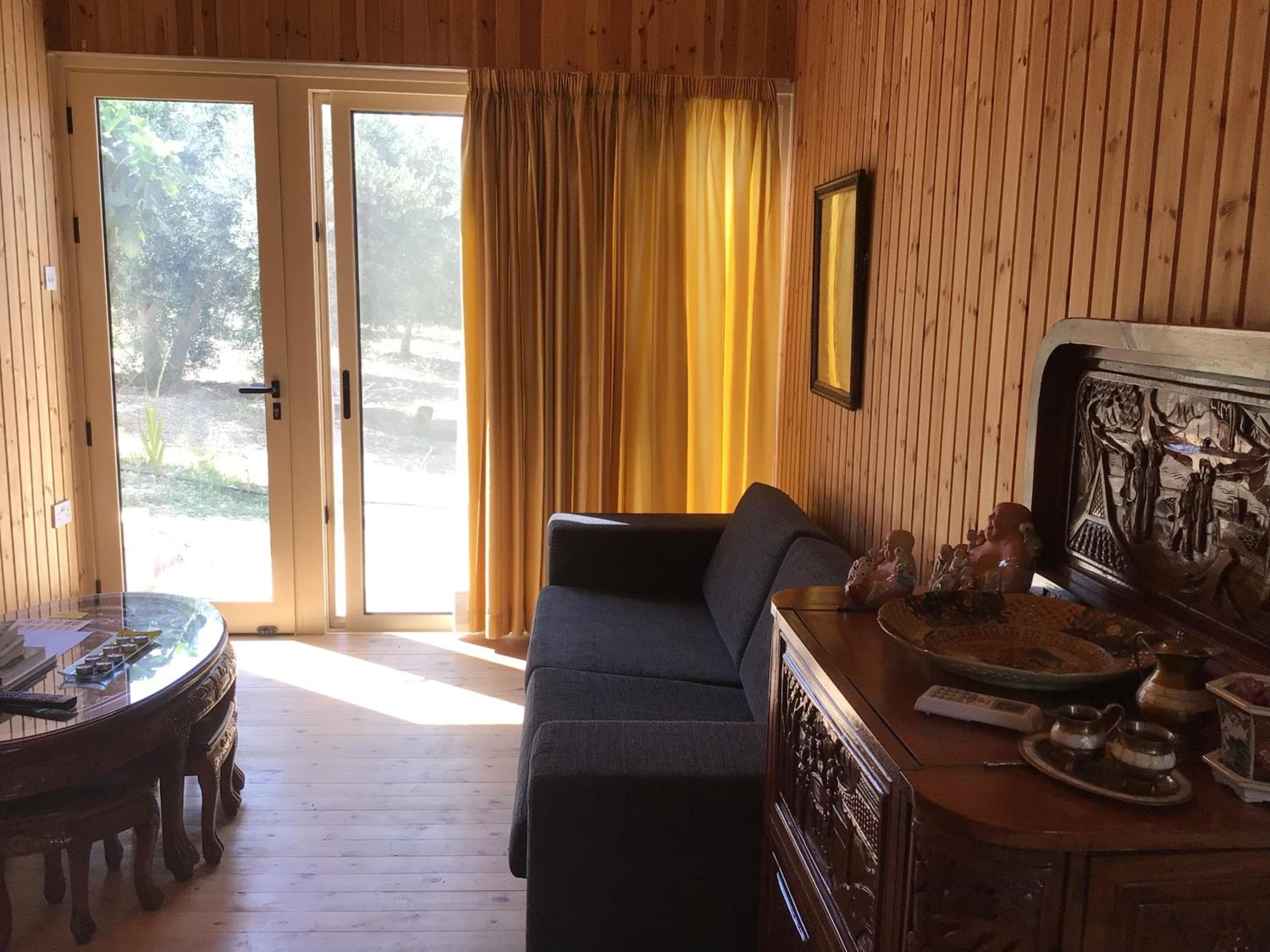 Pervolaris Cottages 1