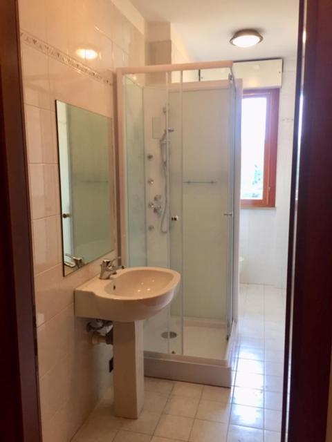 BedandBreakfast Eni Torri Lombarde San Donato BBqueen view 3