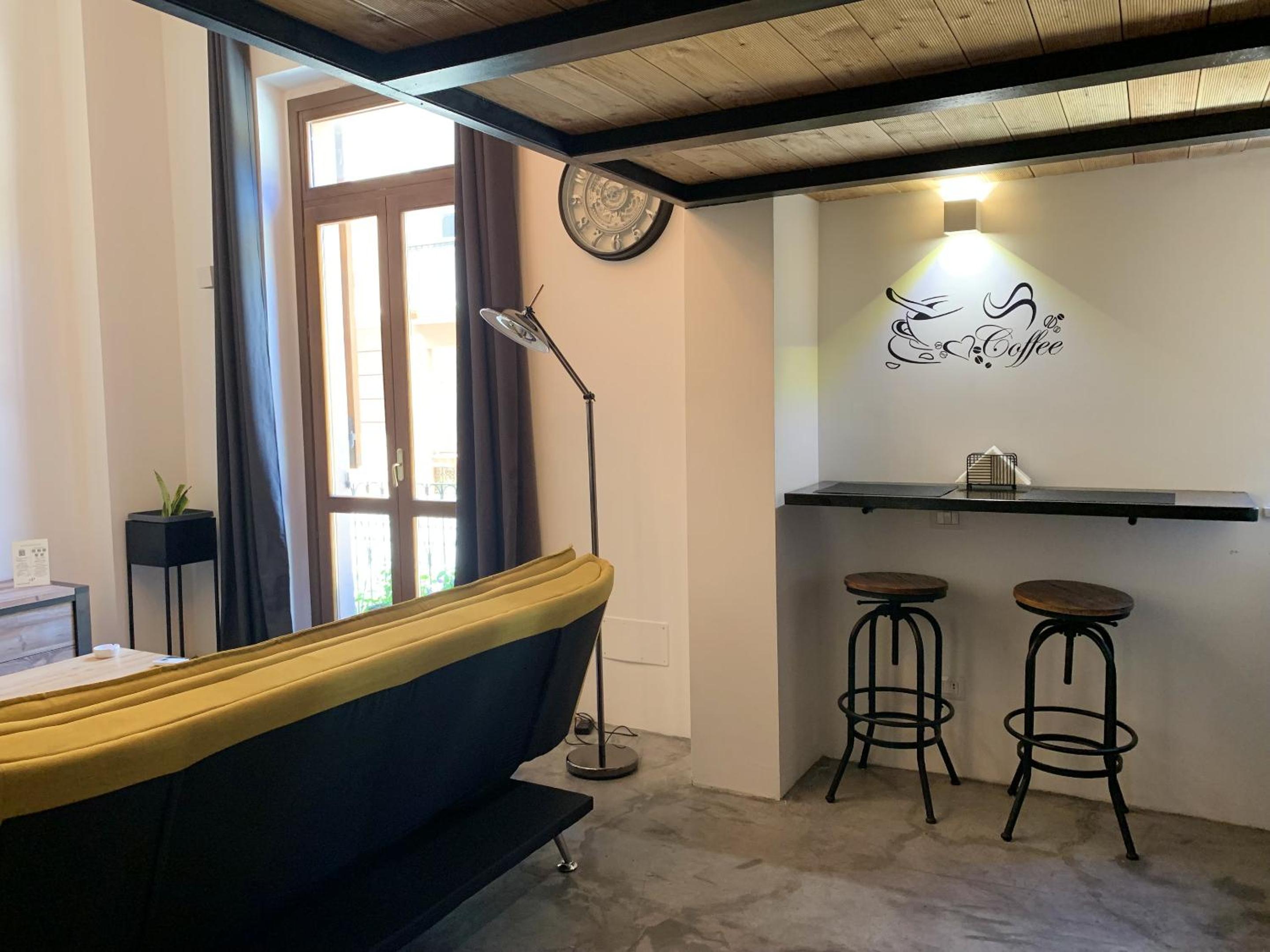 Elegant Studio in Cagliari, 60 m² with balcony and view photo 5
