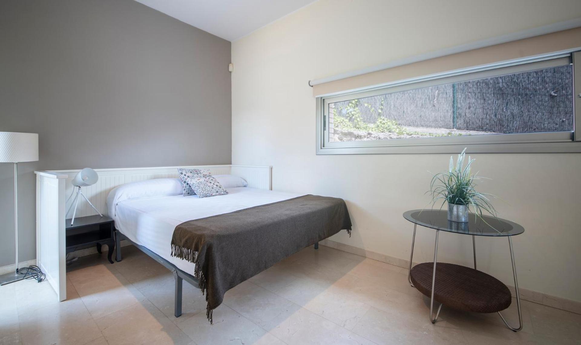 Limonium Deluxe Villa with Private Pool, TarracoHomes