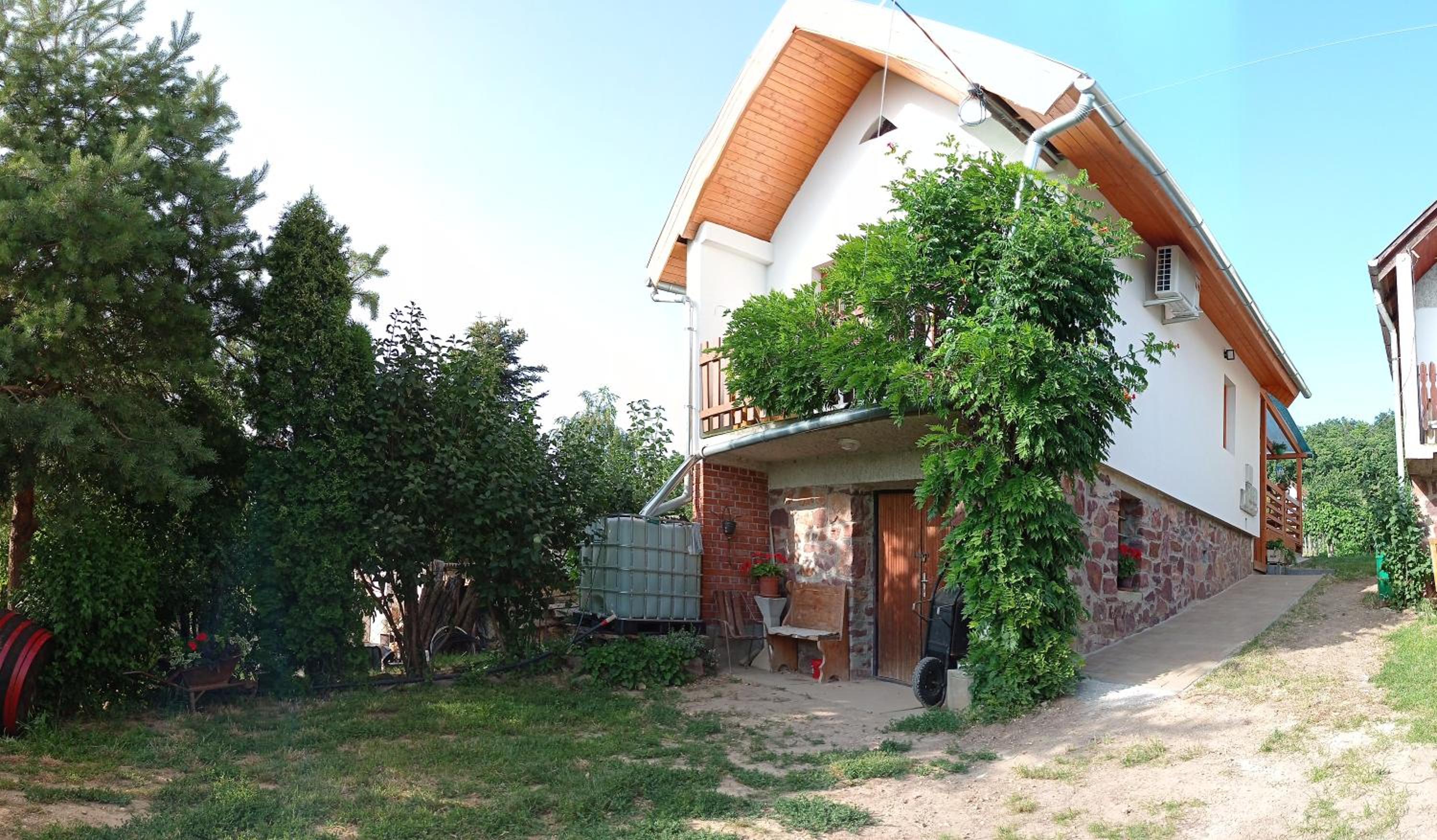 Éva Vendégház view 3