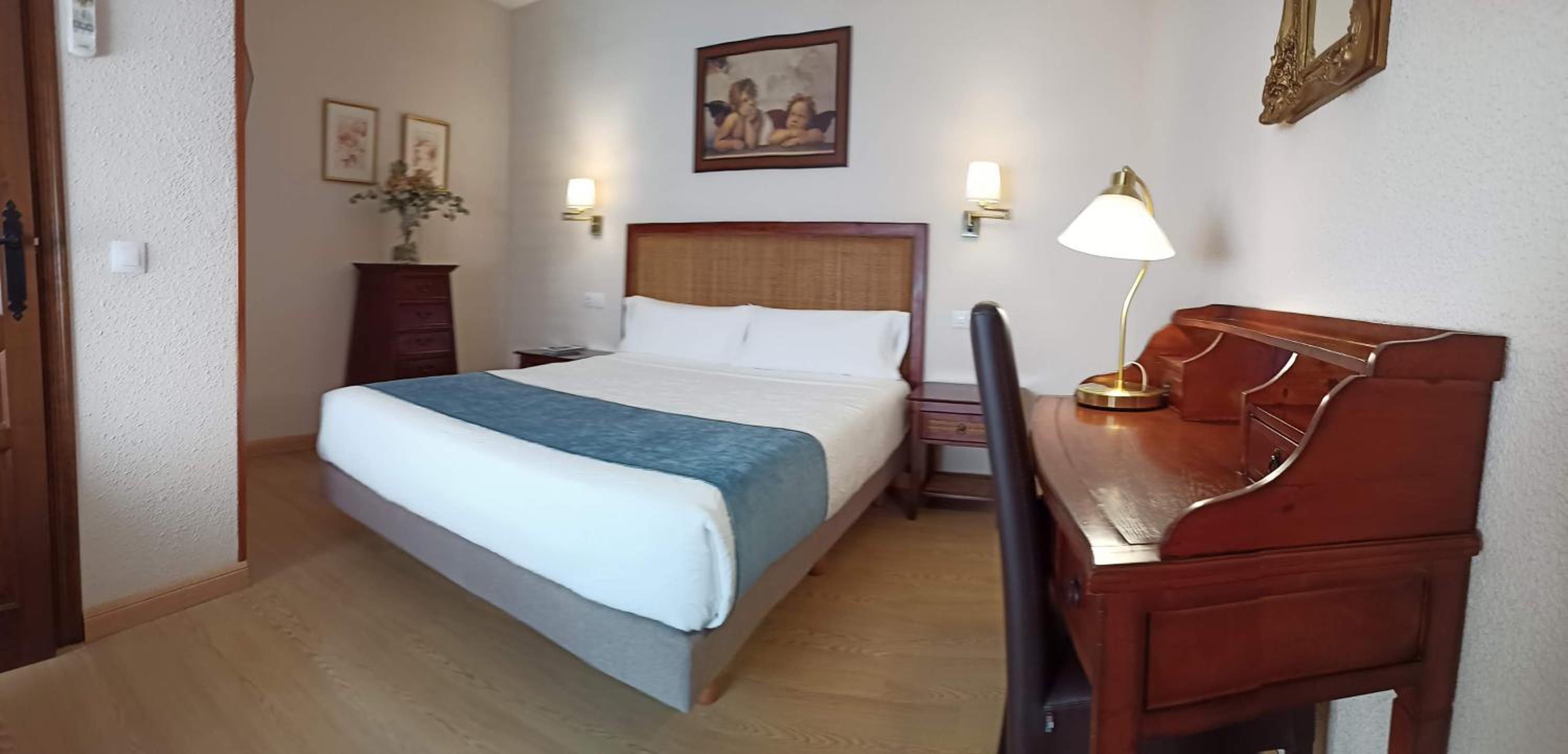 Hostal Rural Moratín