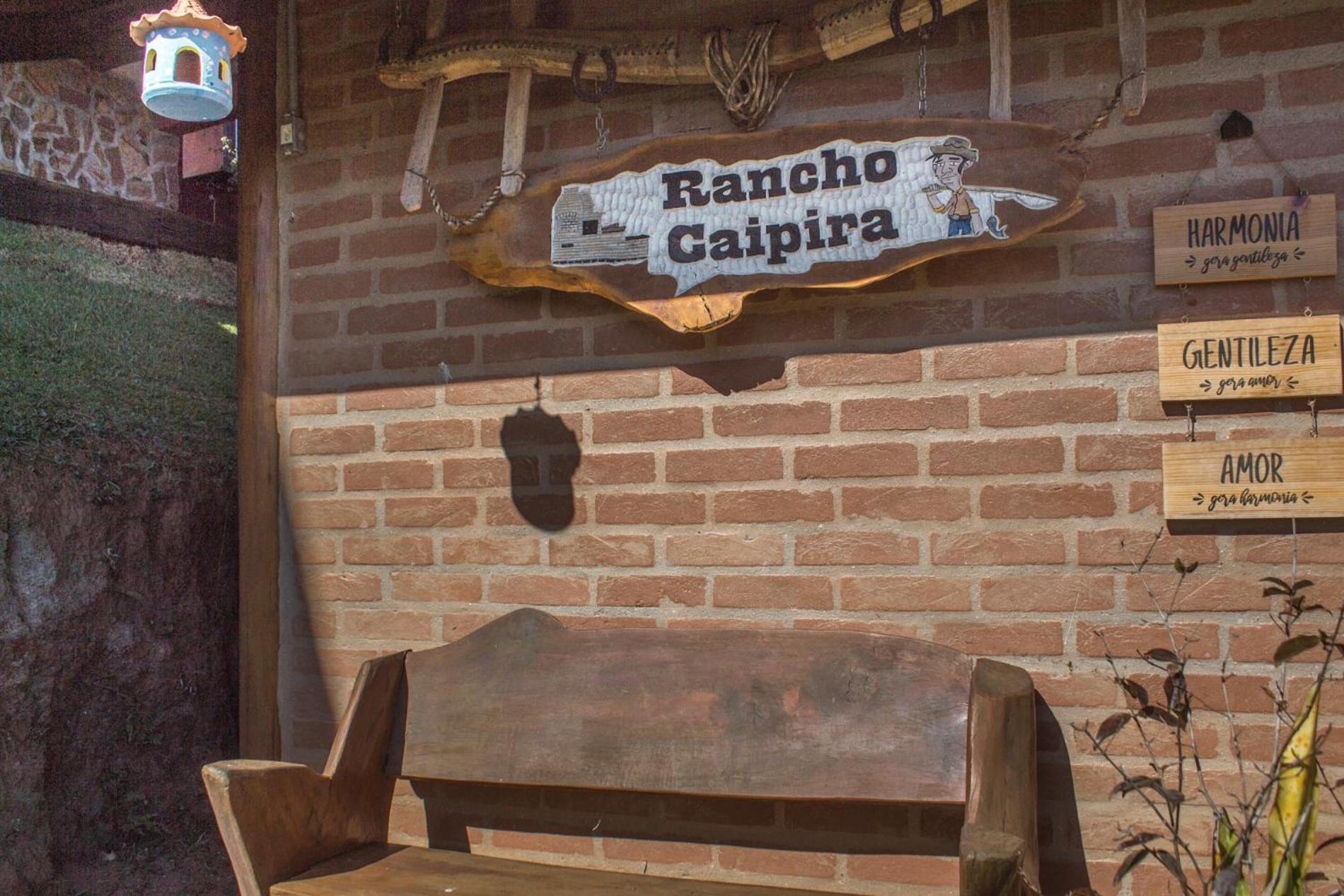 Pousada Chales Rancho Caipira