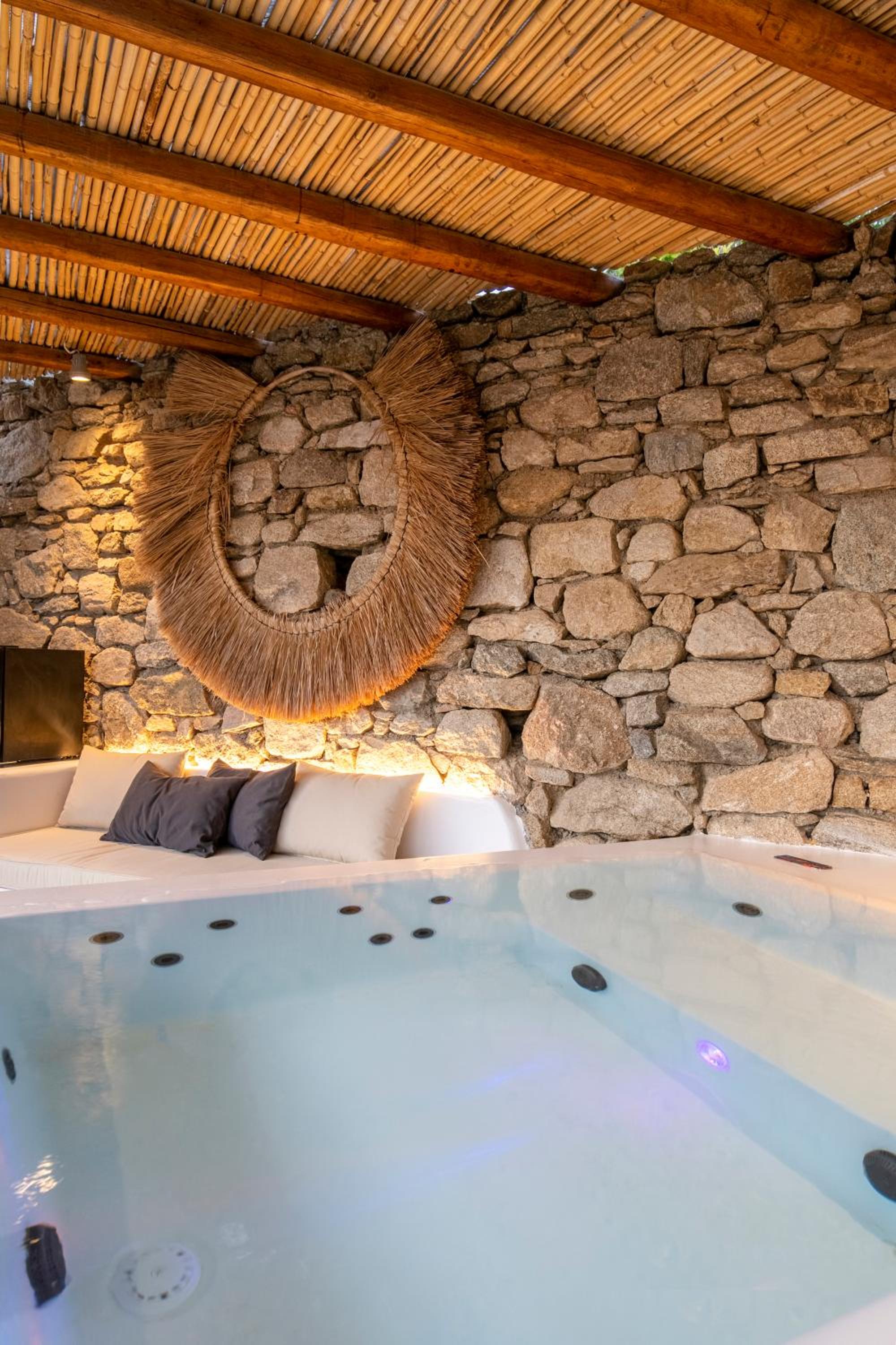 Hyperion Villa by LLB Mykonos