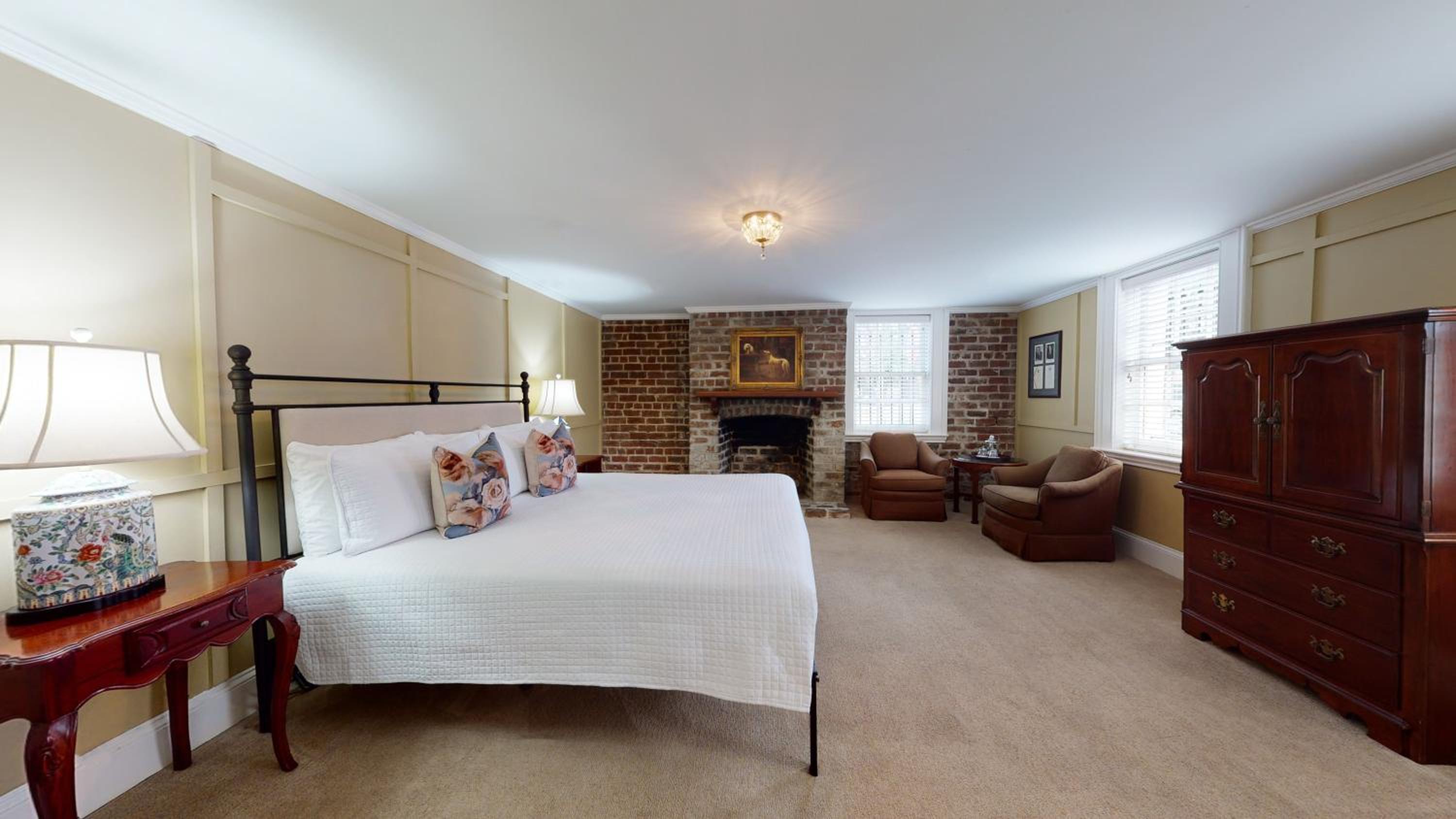 The Presidents' Quarters Inn