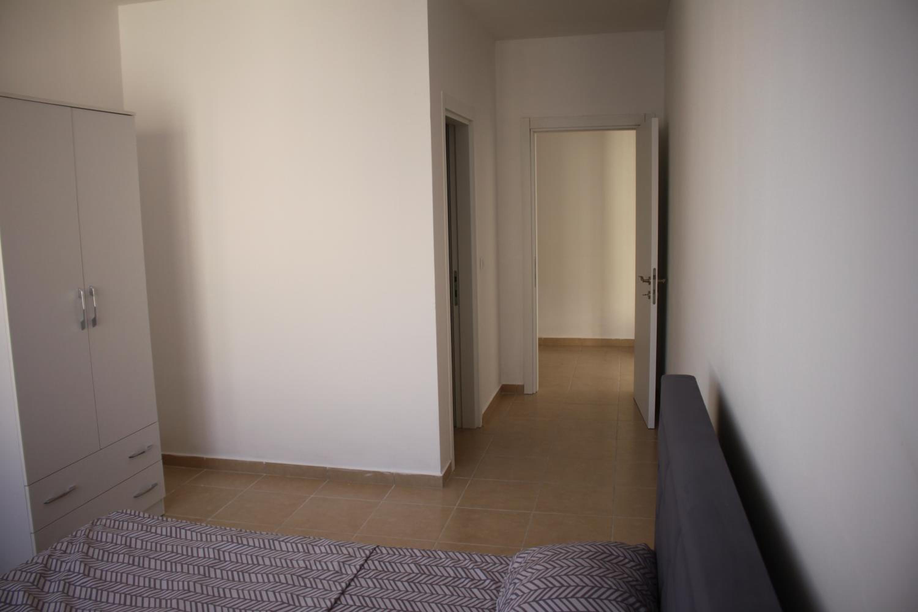 Everest Apartments Shengjin