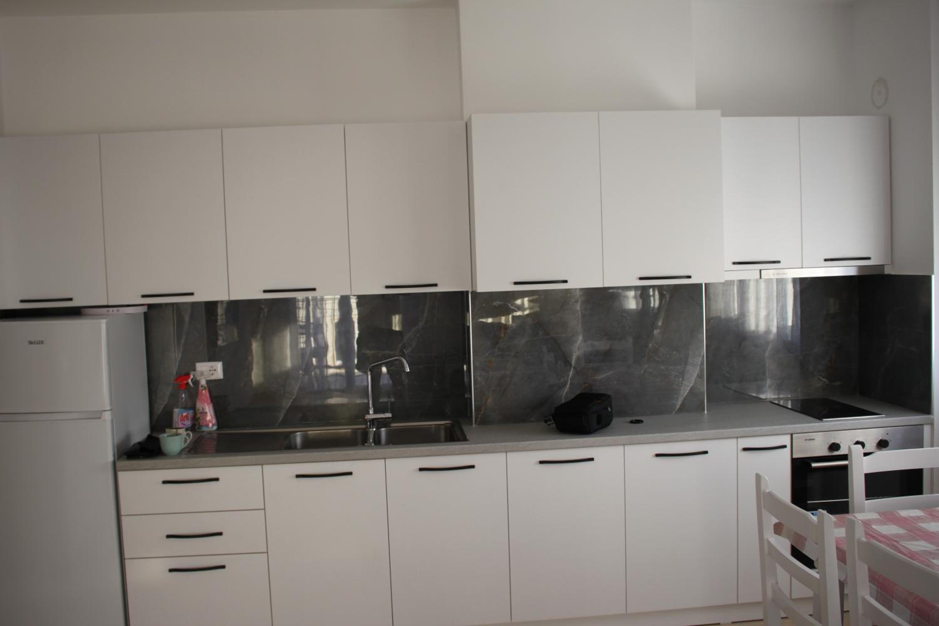 Everest Apartments Shengjin