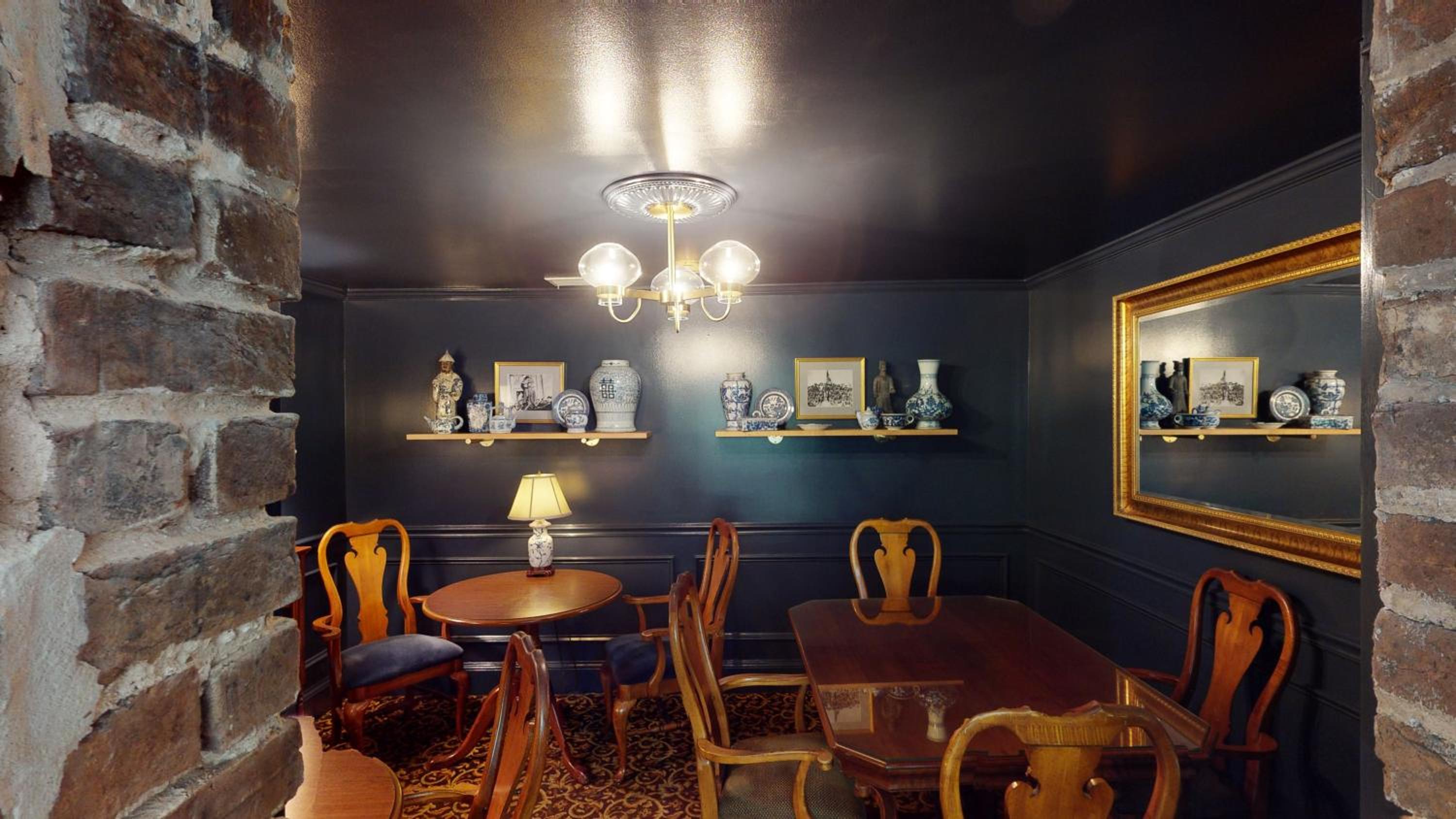 The Presidents' Quarters Inn