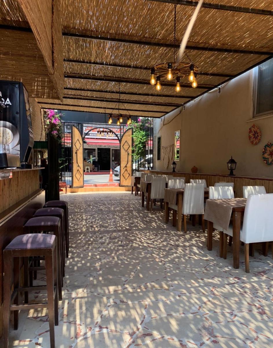 restaurant