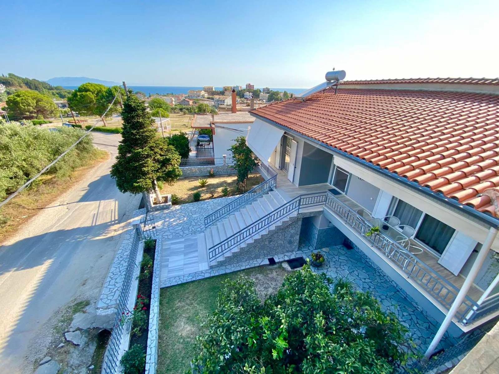 Villa Cleopatra view 4