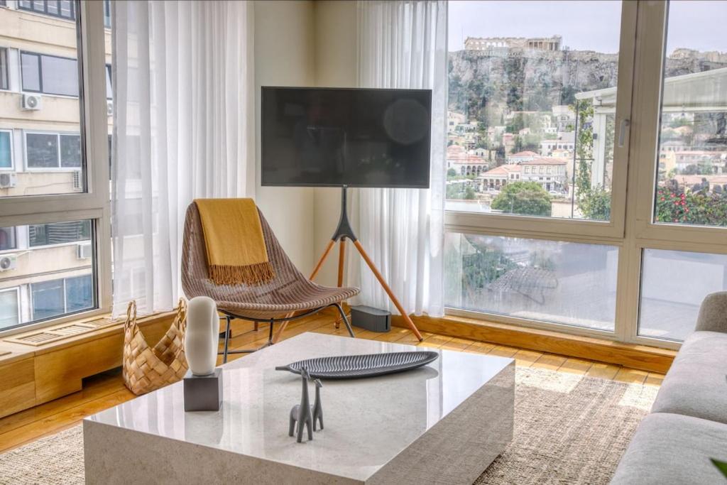 Sunny Luxury Loft,Stunning Acropolis View, Jacuzzi